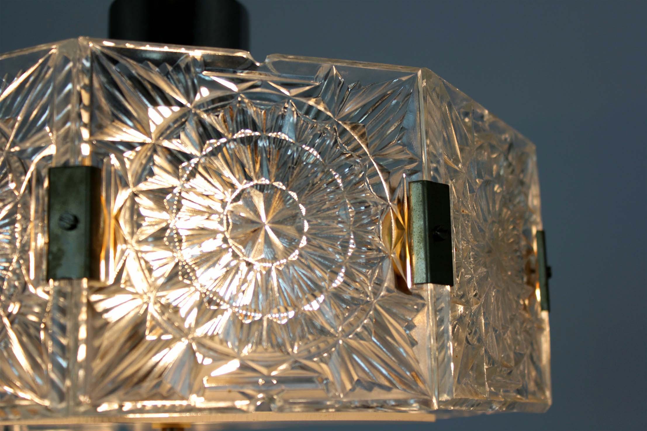 Lampe suspendue sculpturale en verre vintage par Kamenický Šenov, 1970 en vente 9