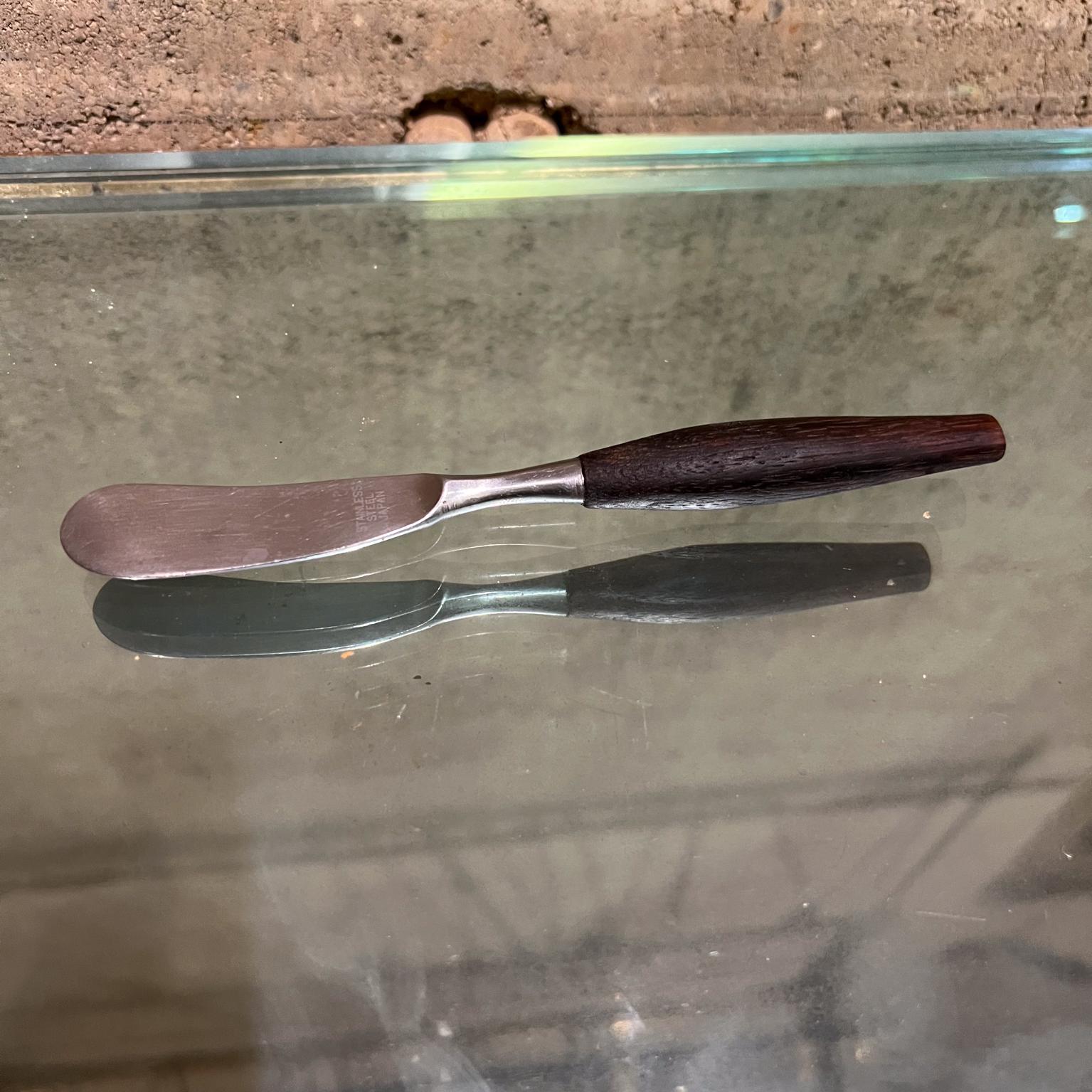 Mid-Century Modern Couteau à beurre japonais sculptural vintage en acier inoxydable en vente