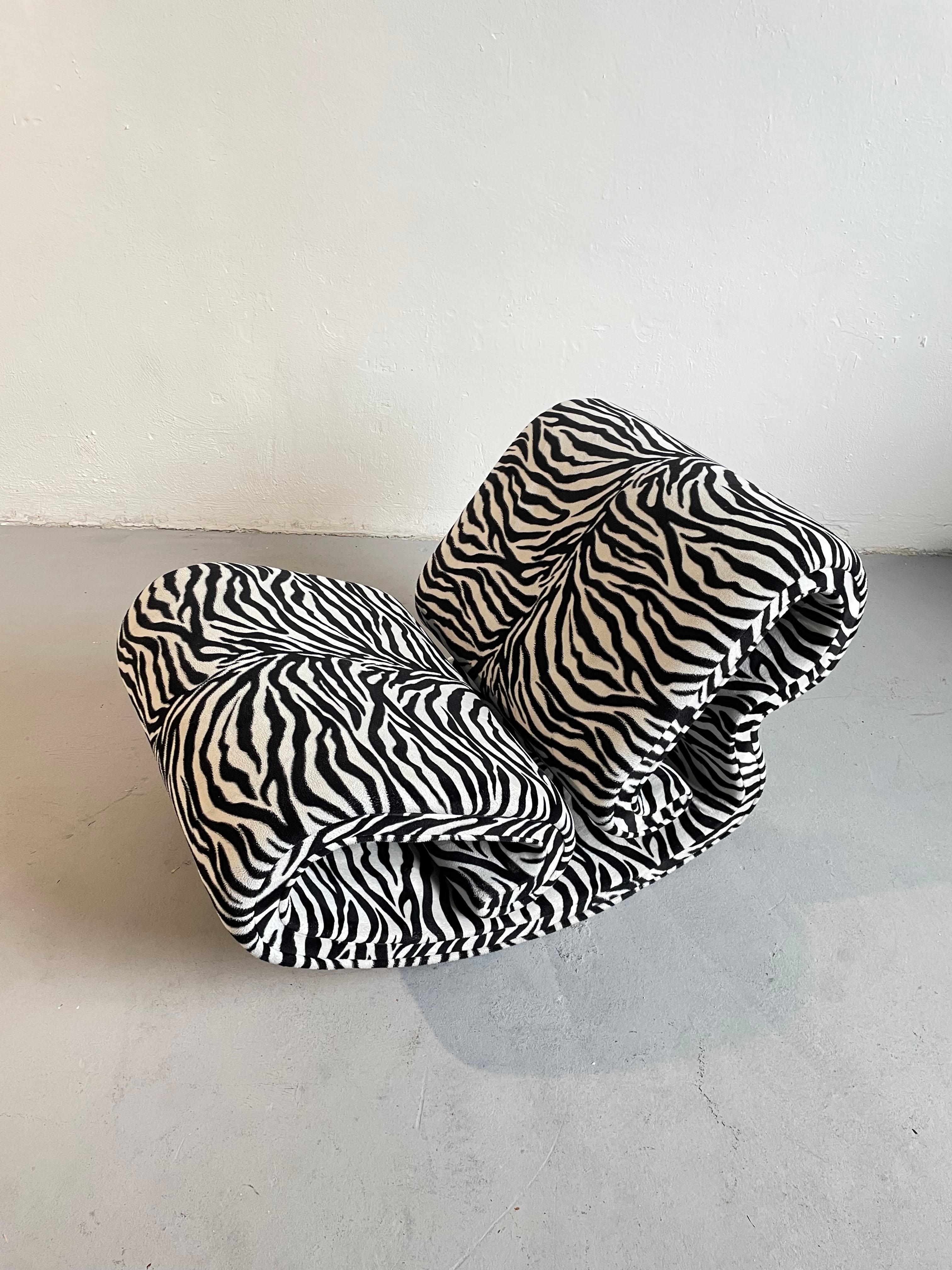 Mid-Century Modern Vintage Sculptural Organic Shape Lounge Chair in Zebra Fabric, C1970s For Sale