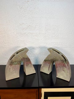 Pareja de jarrones de cerámica postmoderna Ikebana Studio Pottery vintage escultóricos