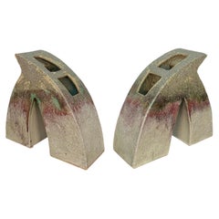 Pareja de jarrones de cerámica postmoderna Ikebana Studio Pottery vintage escultóricos