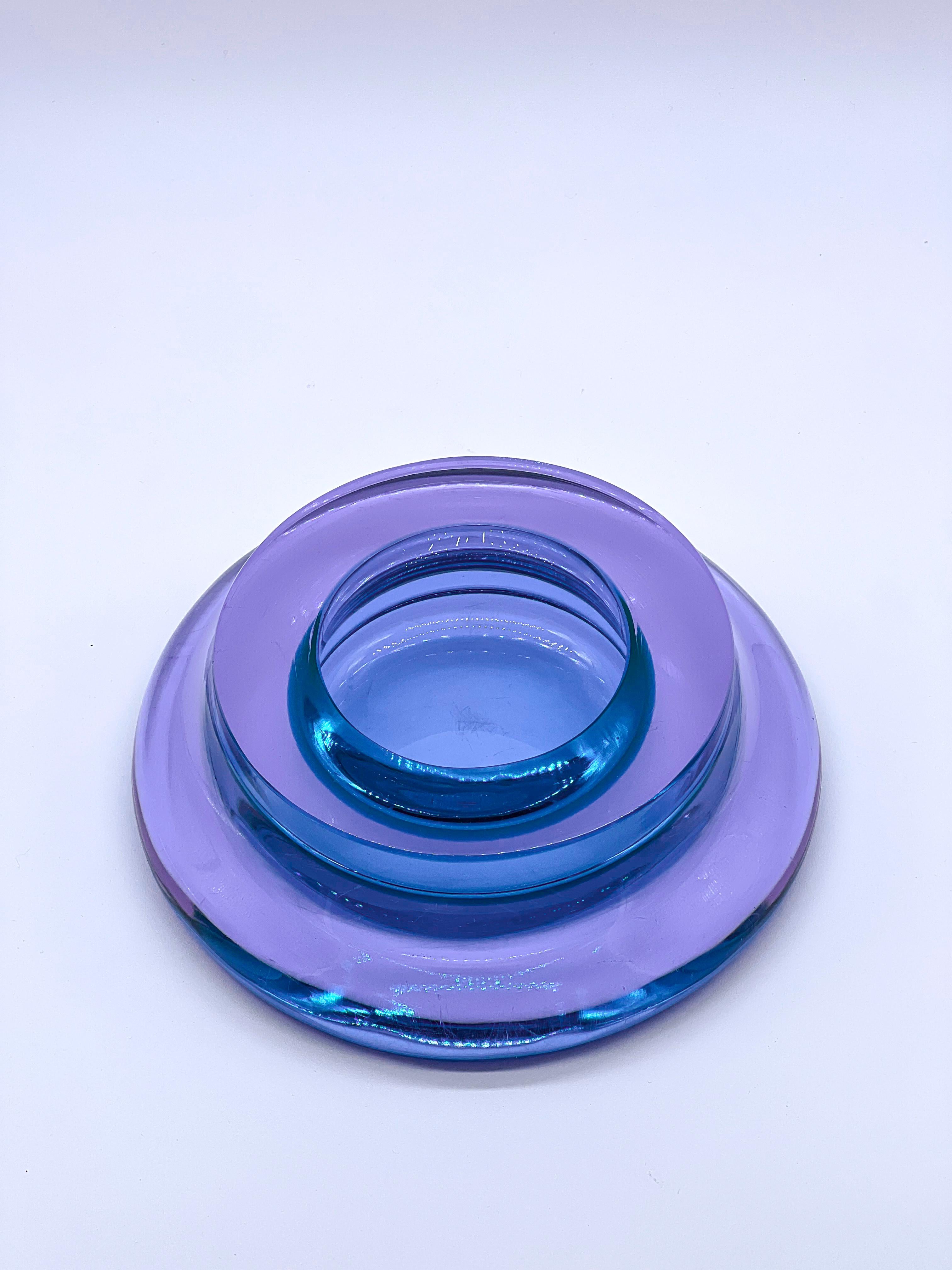 Italian Vintage sculptural valet tray in thick Sommerso Murano glass, blue and violet For Sale