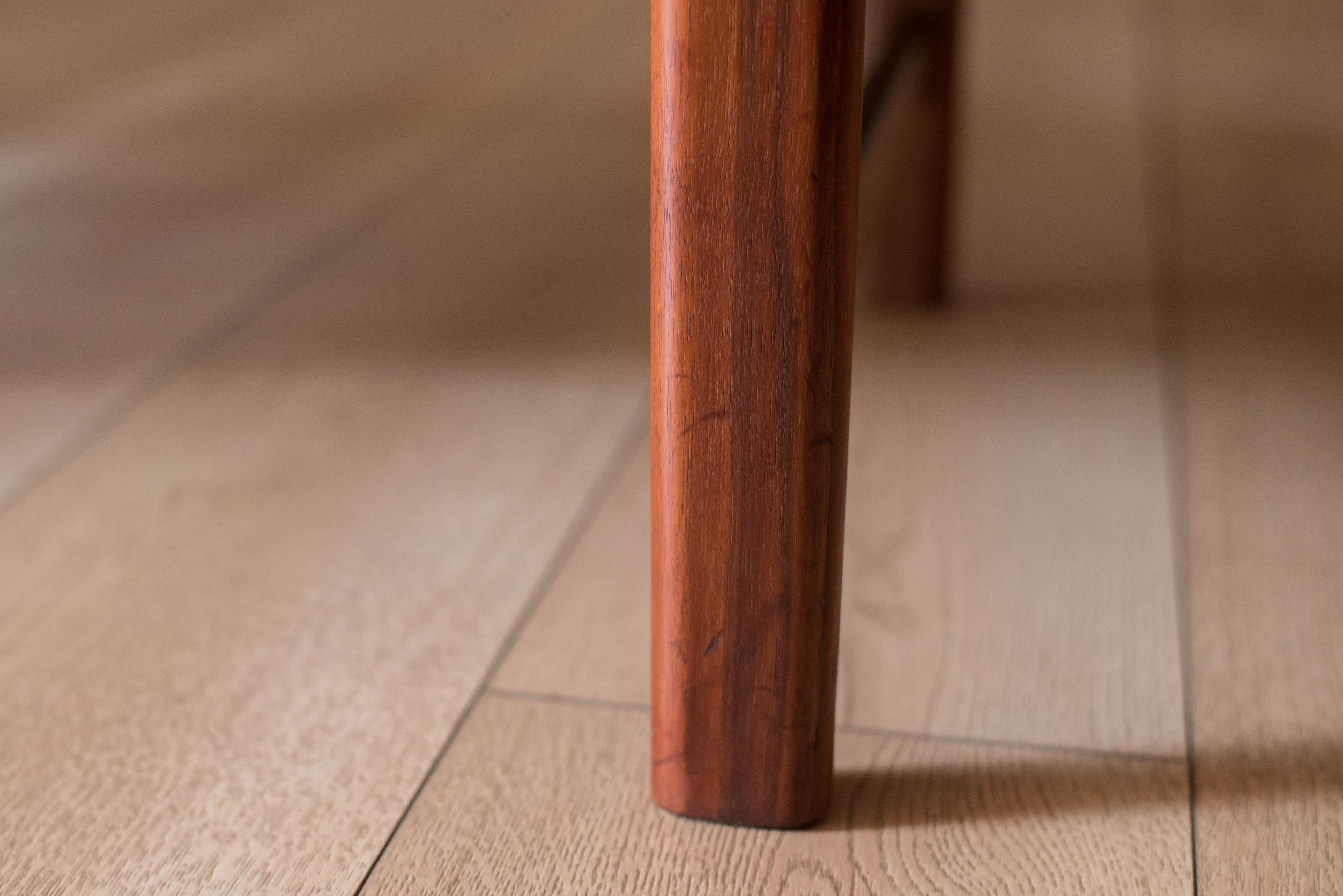 Vintage Sculptural Walnut Coffee Table by Folke Ohlsson for Dux en vente 8