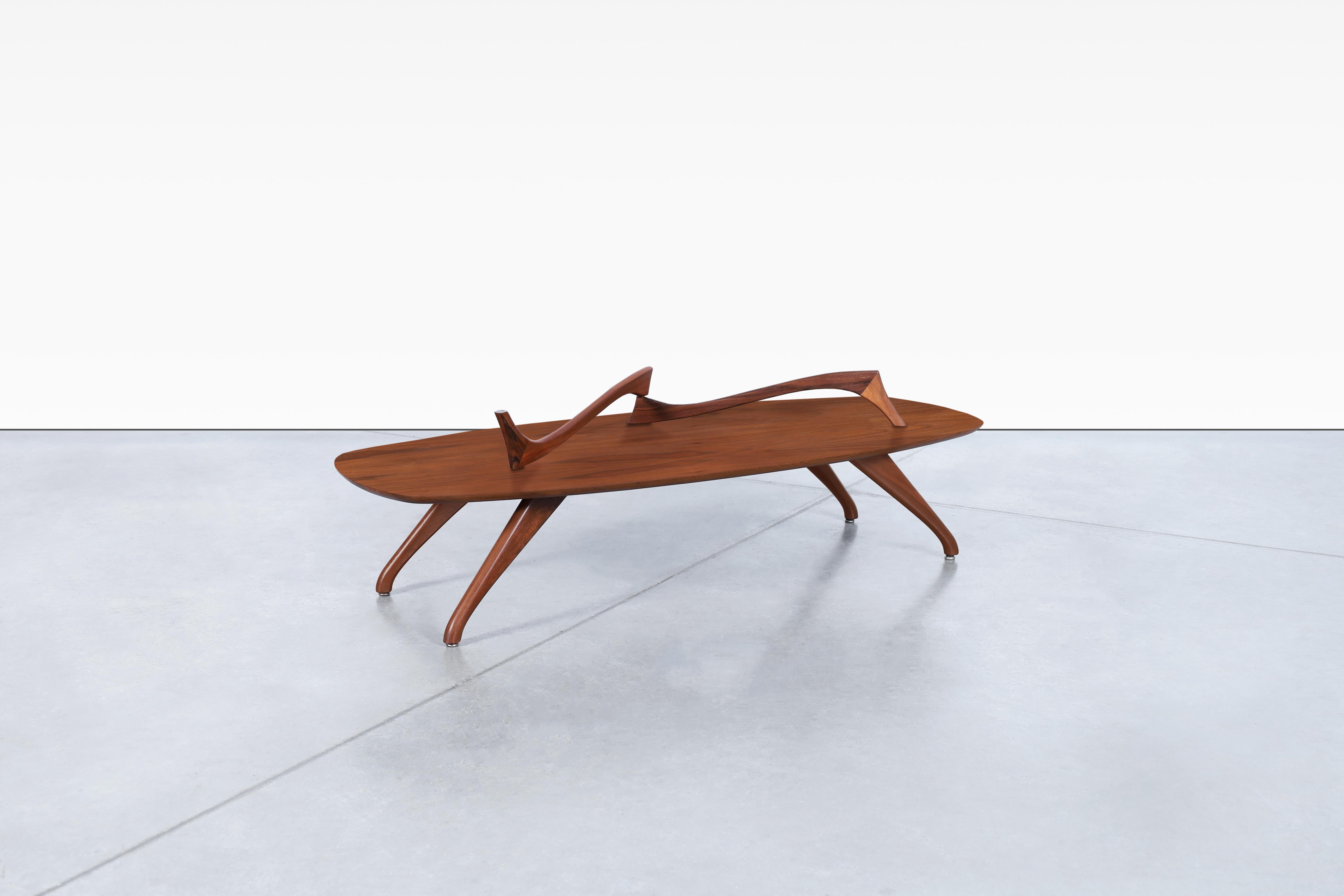 Mid-20th Century Vintage Sculptural Walnut Coffee Table Styled After Vladimir Kagan For Sale