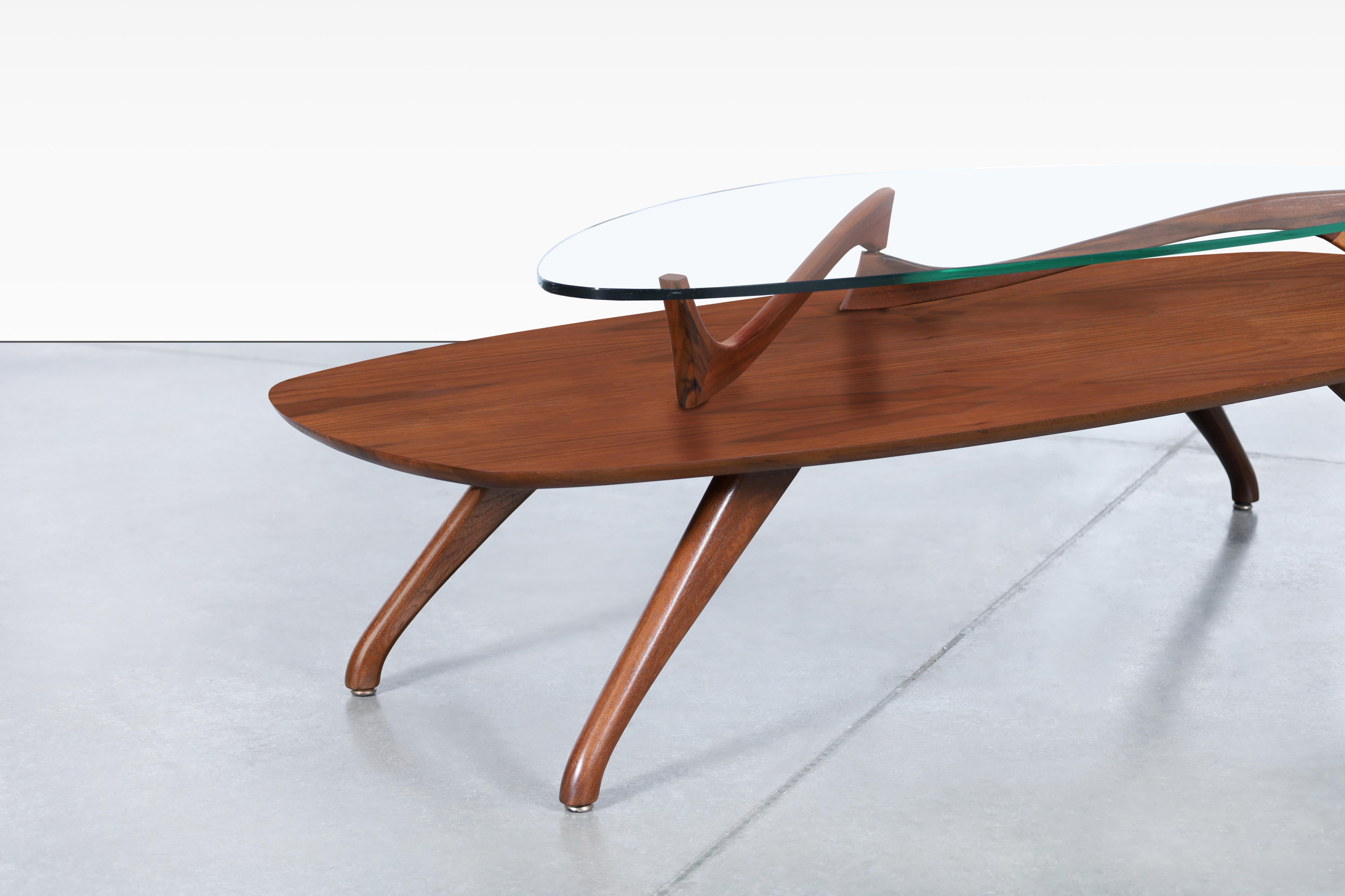 Vintage Sculptural Walnut Coffee Table Styled After Vladimir Kagan For Sale 1