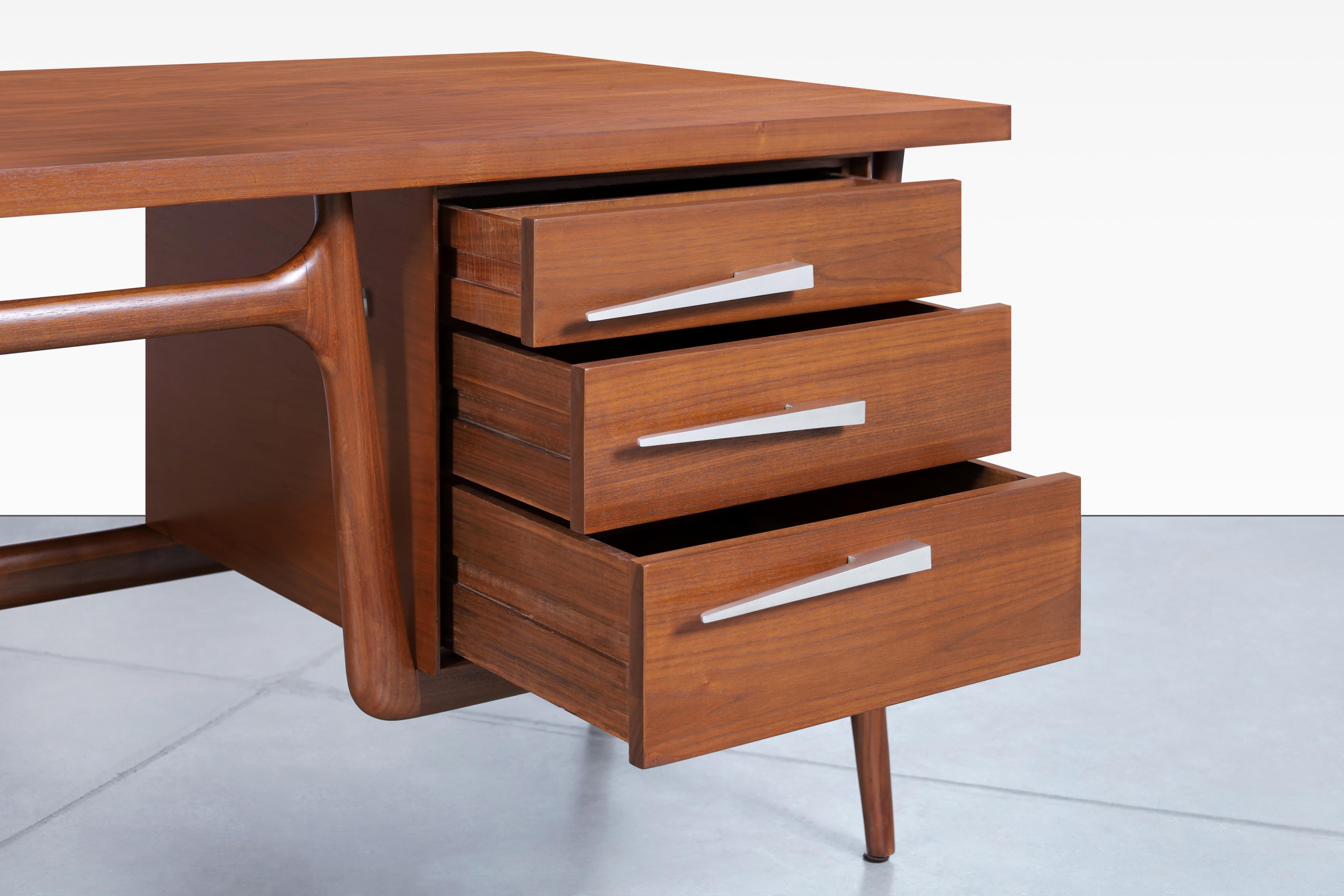 Mid-Century Modern Vintage Sculptural Walnut Desk by Leopold Co.