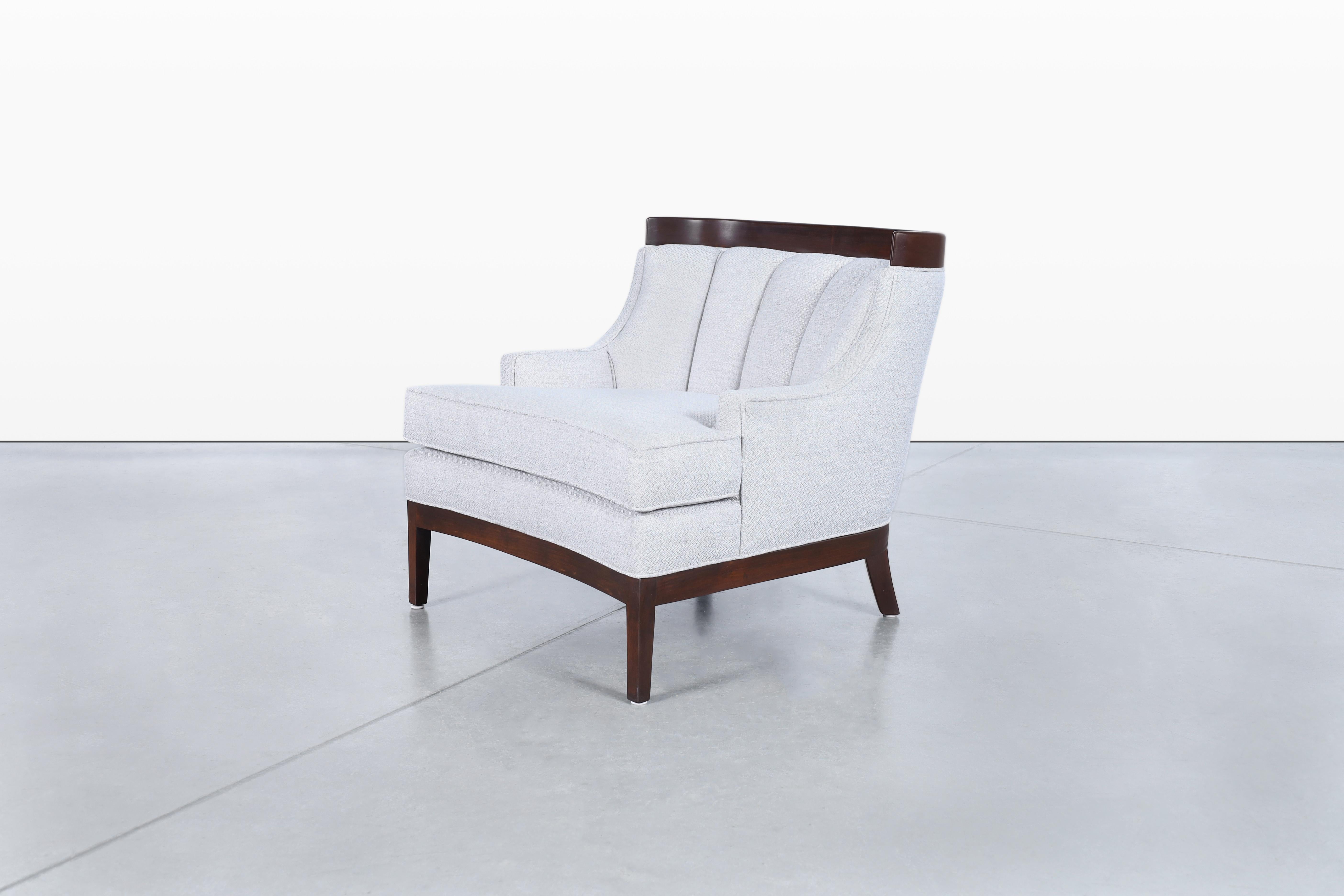 Milieu du XXe siècle Chaises longues vintage sculpturales en noyer à la manière d'Erwin Lambeth en vente