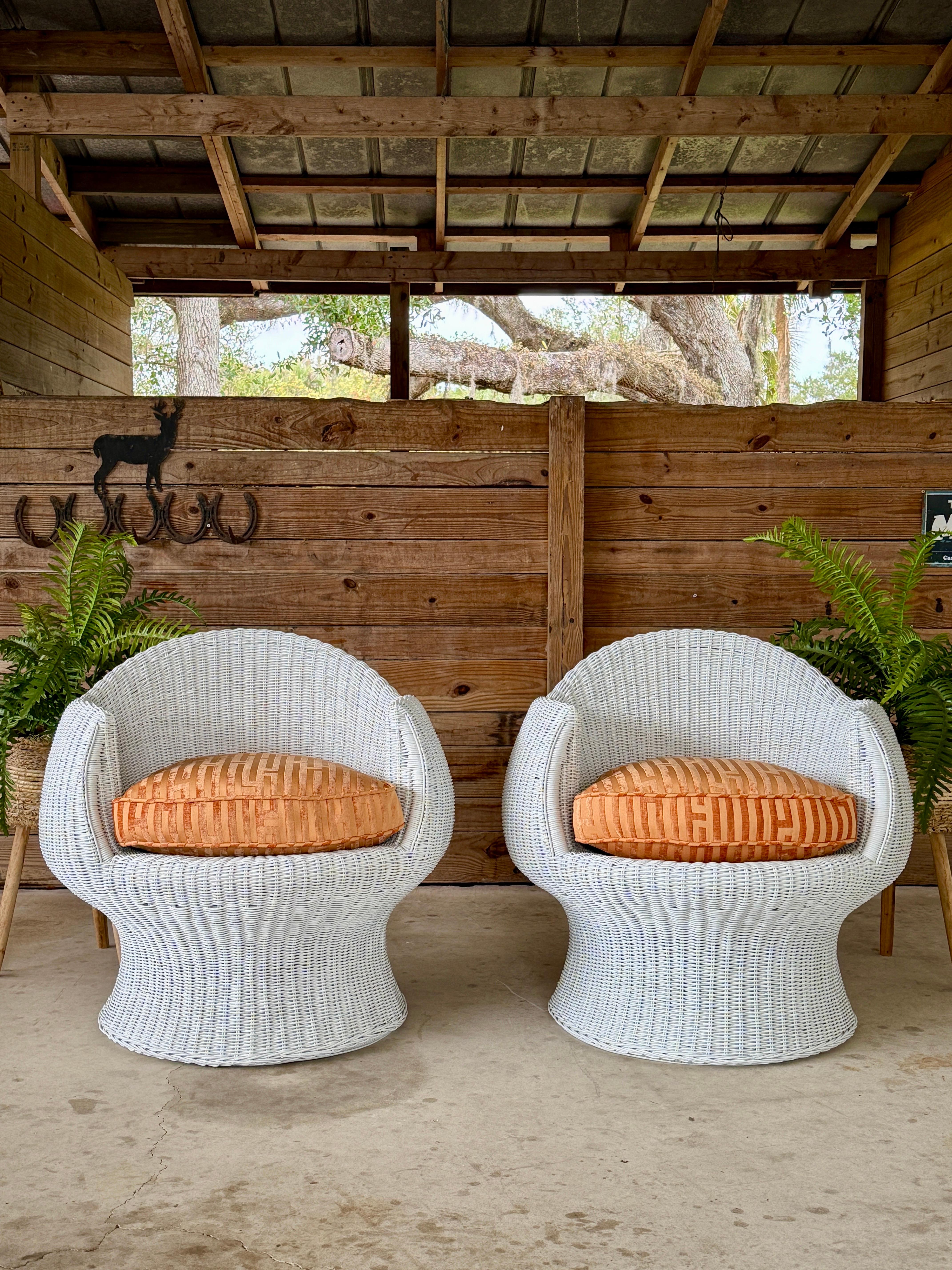 Vintage Sculptural Wicker Barrel Egg Pod Chairs in the Manner of Eero Aarnio 6