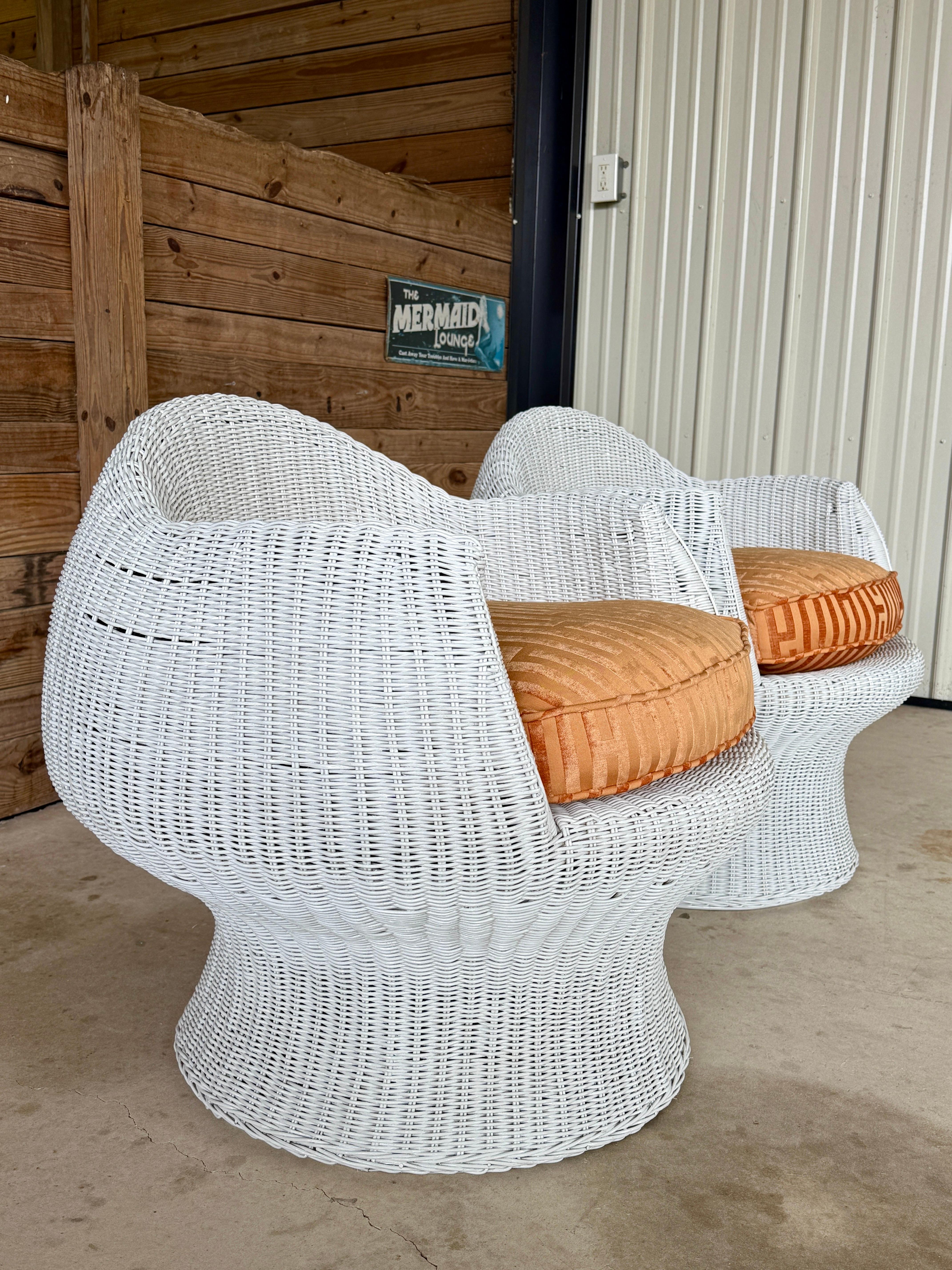 Organic Modern Vintage Sculptural Wicker Barrel Egg Pod Chairs in the Manner of Eero Aarnio