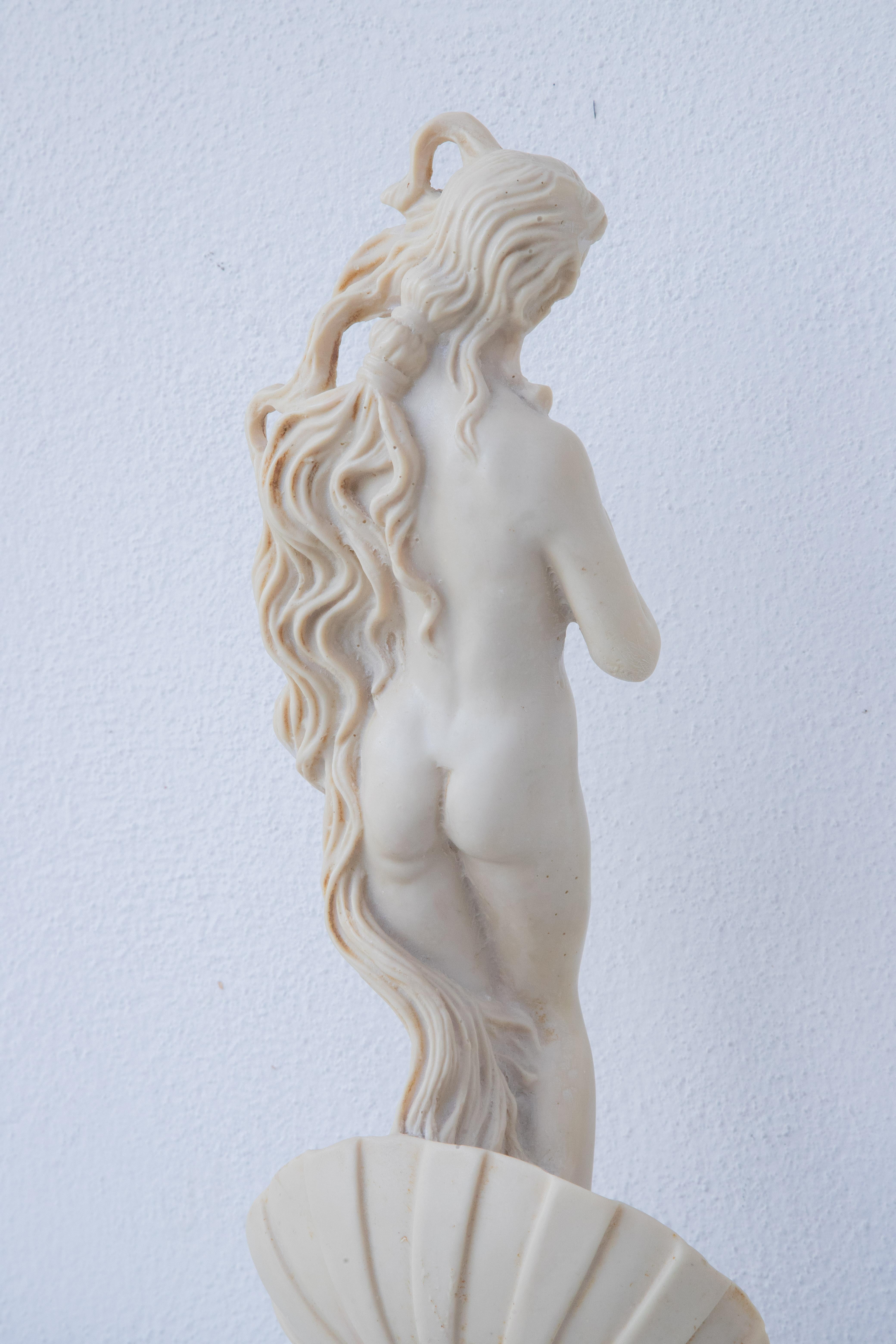 Resin Vintage Sculpture Birth of Venus Botticelli, 1970 For Sale