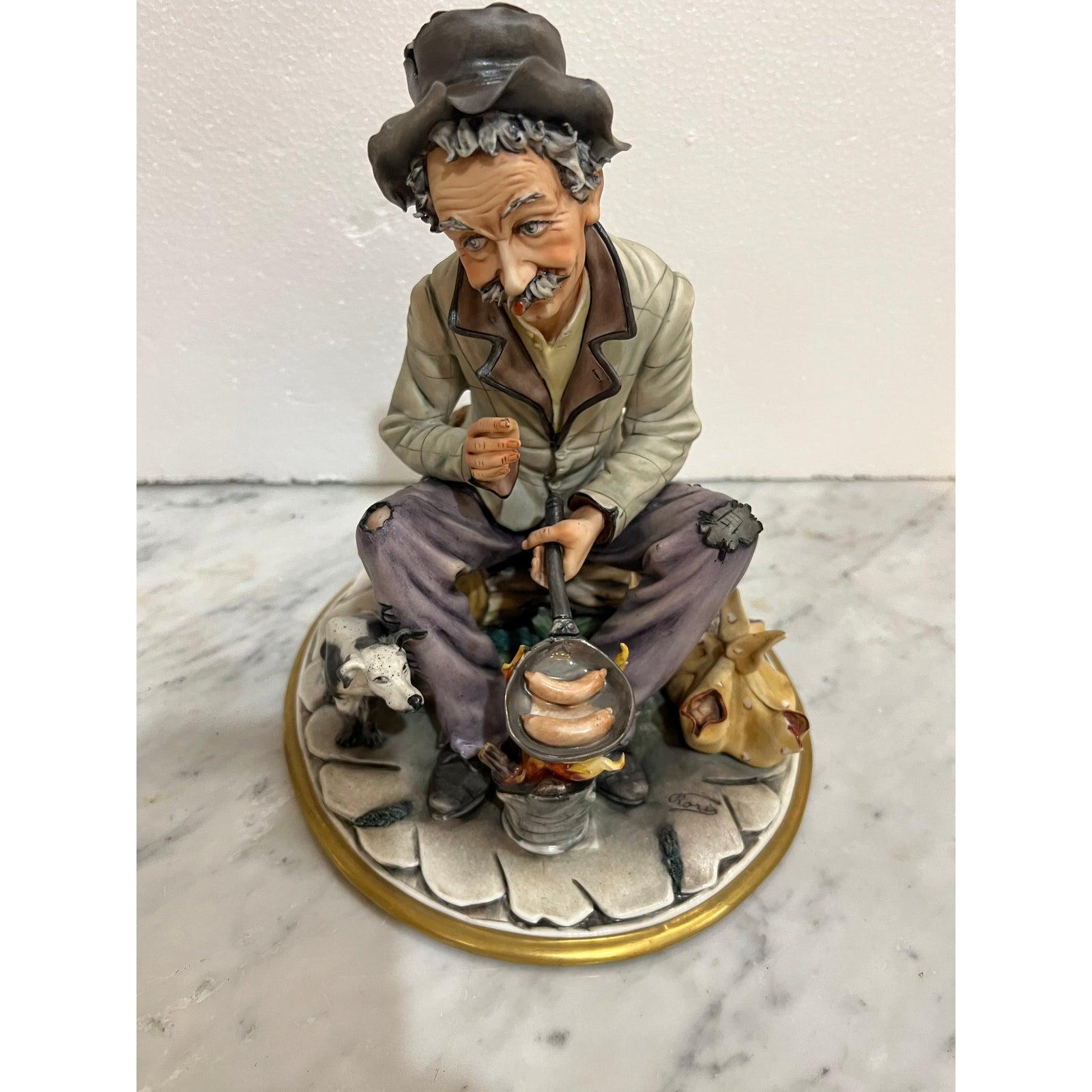 Sculpture vintage peinte à la main 