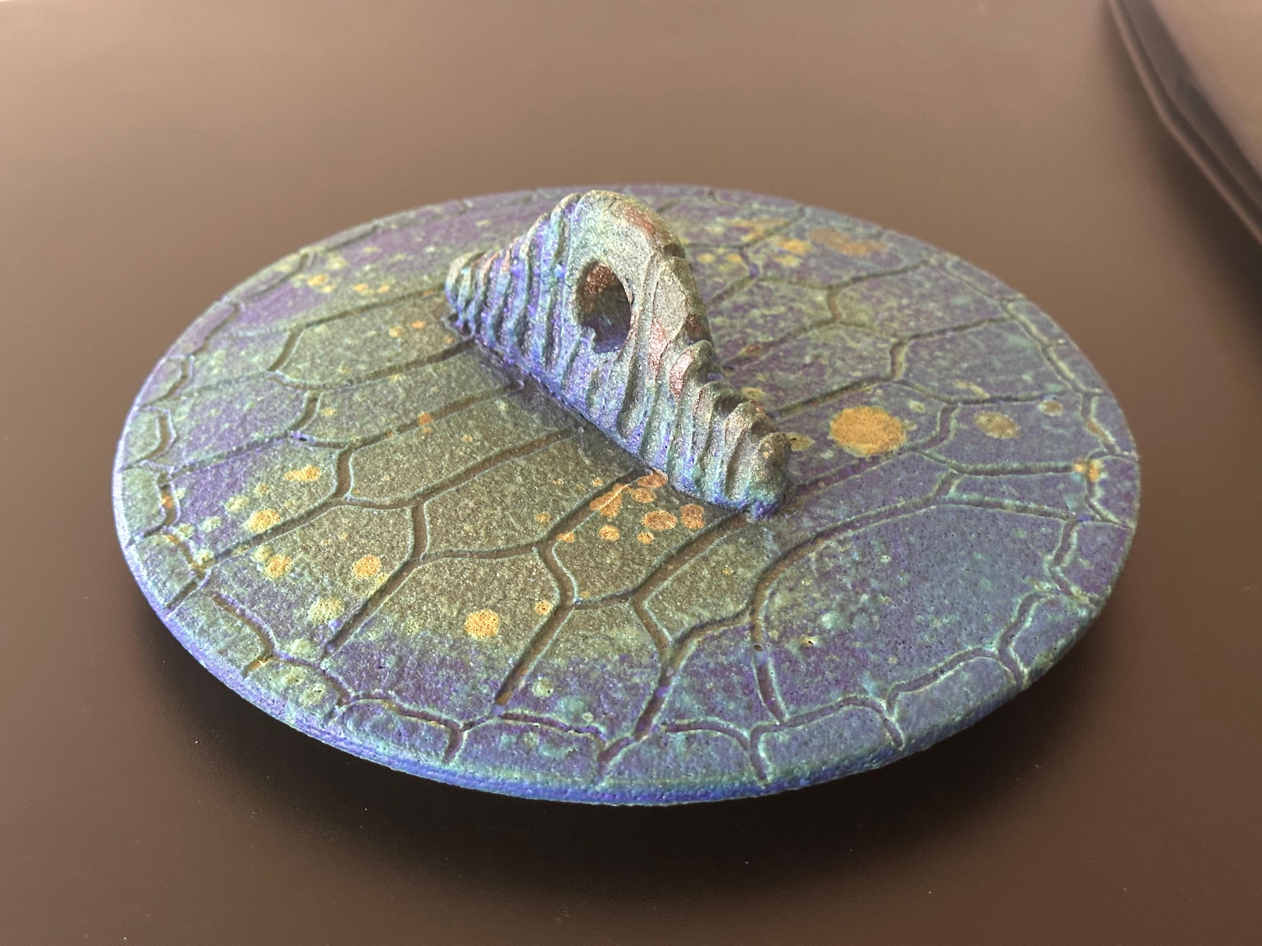 Vintage Sea Turtle-Shaped Covered Casserole Serving Bowl by Clay City Pottery (en anglais seulement) en vente 9