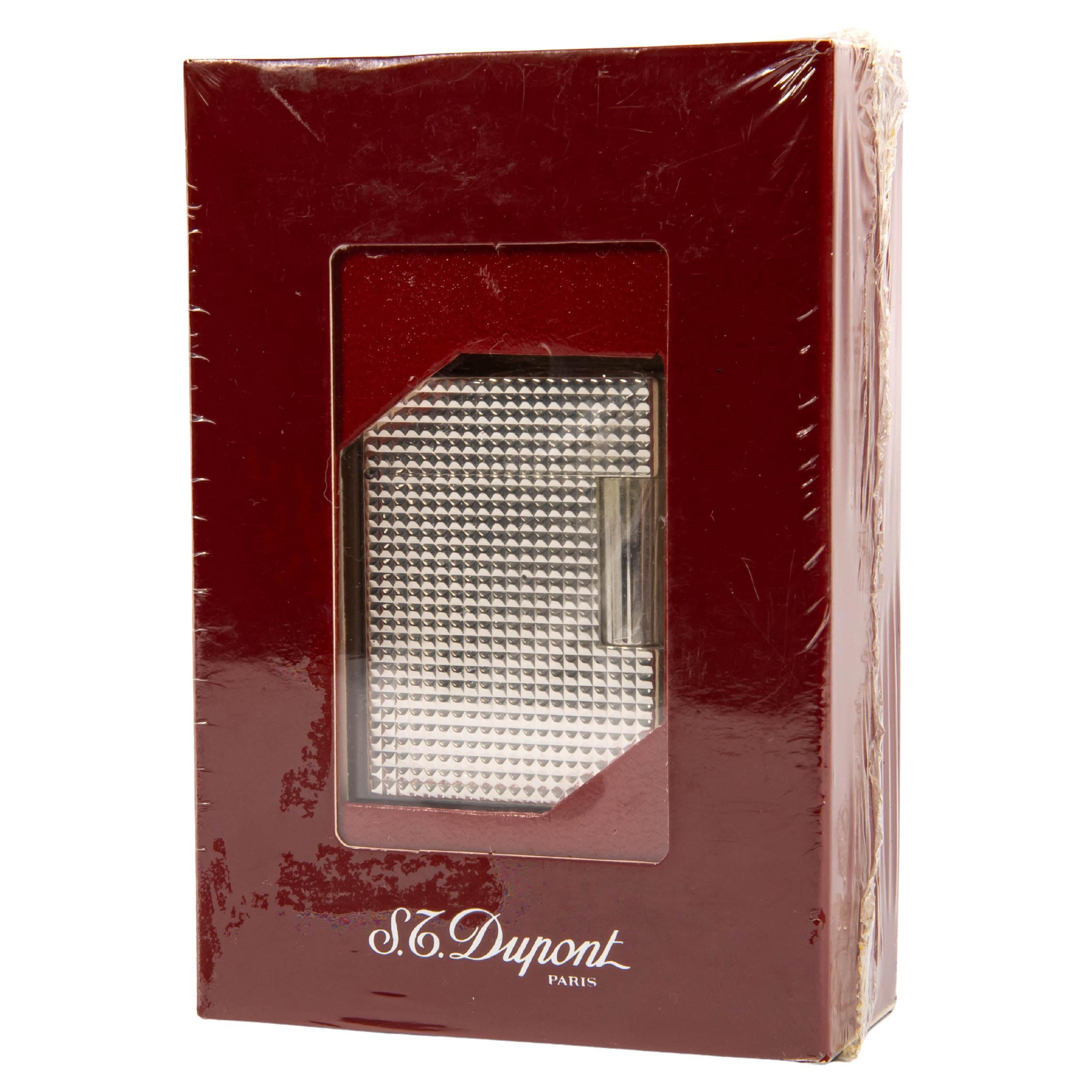 Vintage Sealed NOS S.T. Dupont Ligne 1 BR Small Lighter in Box 1980 en vente