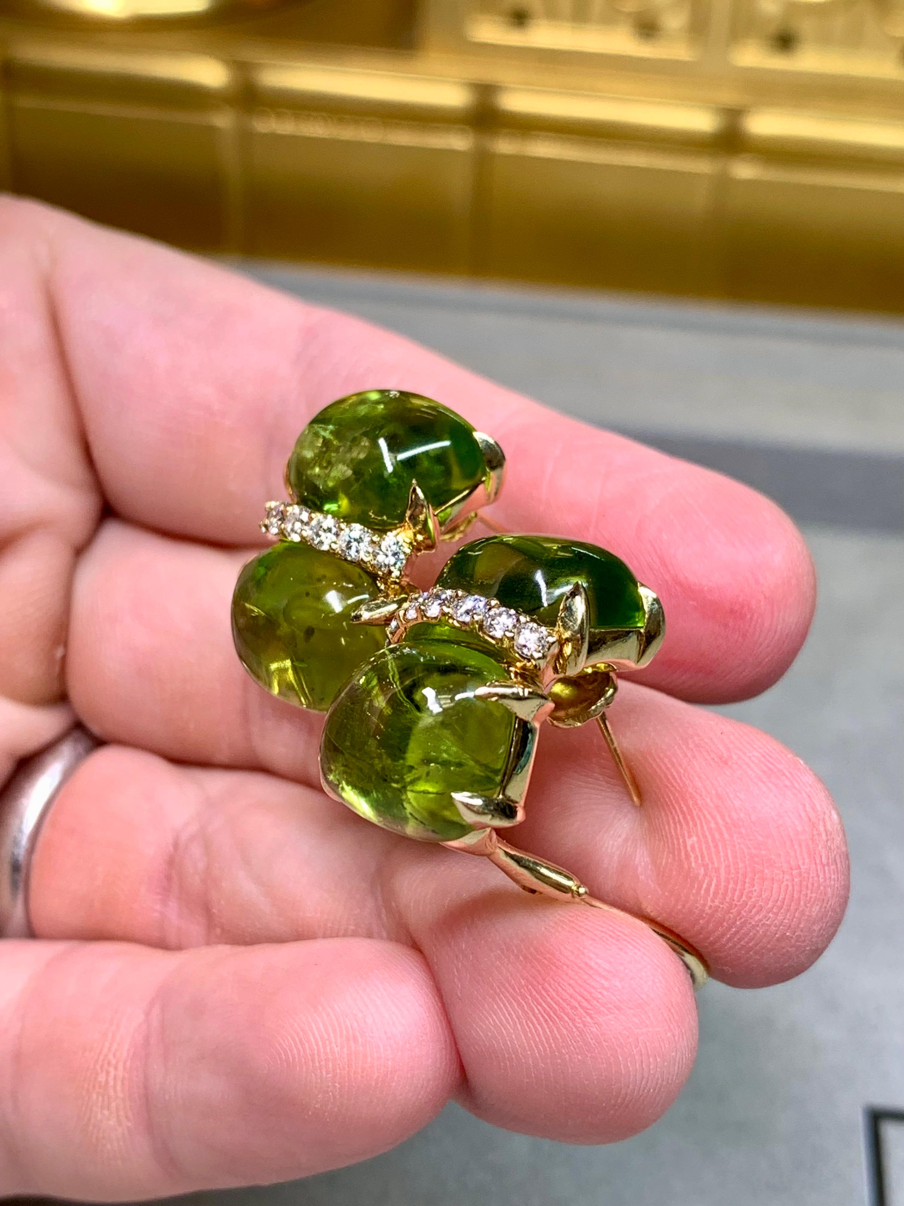 Vintage Seaman Schepps 18K Gelbgold Cabochon Peridot Diamant Huggie Ohrringe im Angebot 5