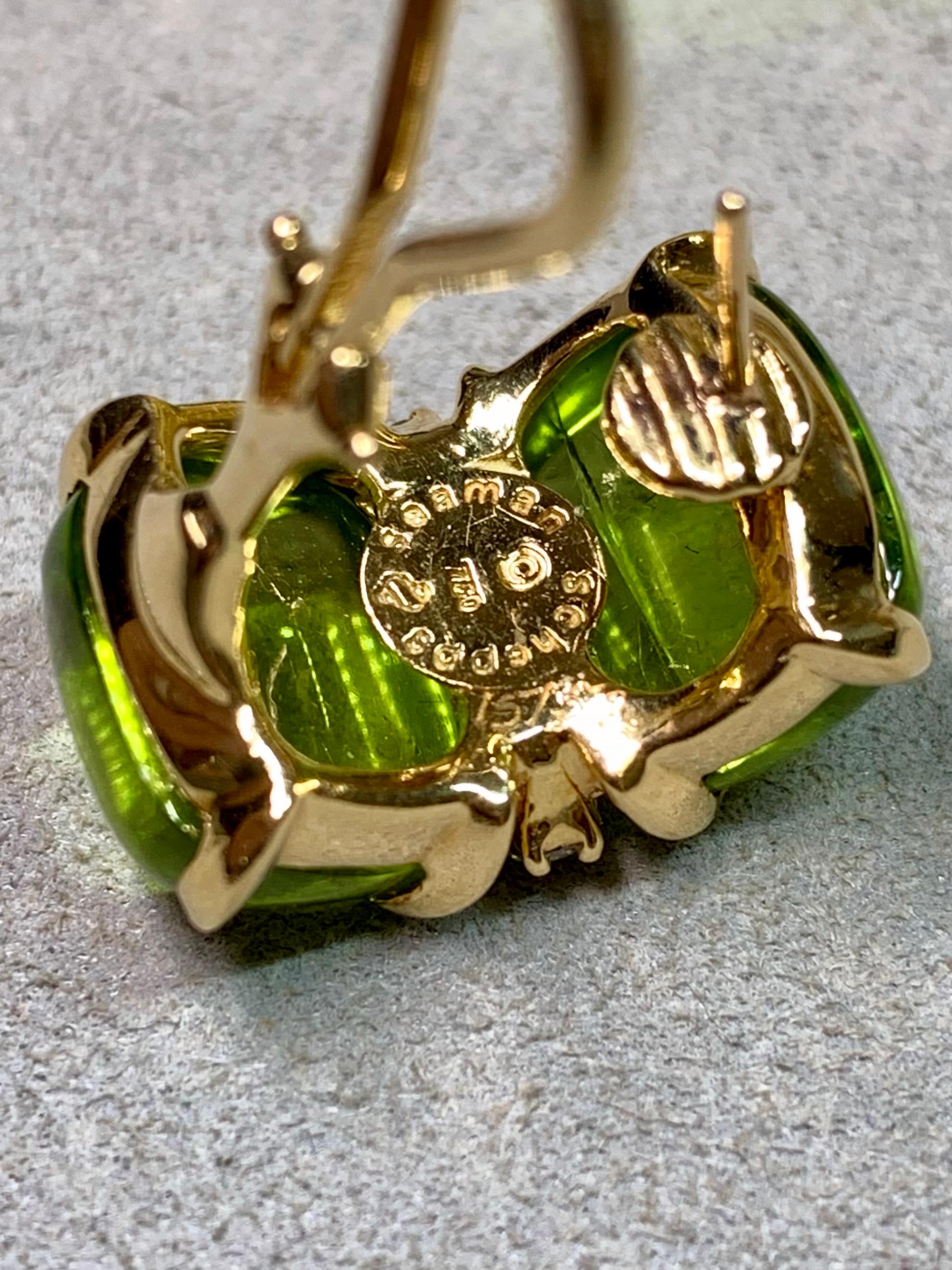 Vintage Seaman Schepps 18K Gelbgold Cabochon Peridot Diamant Huggie Ohrringe im Angebot 1