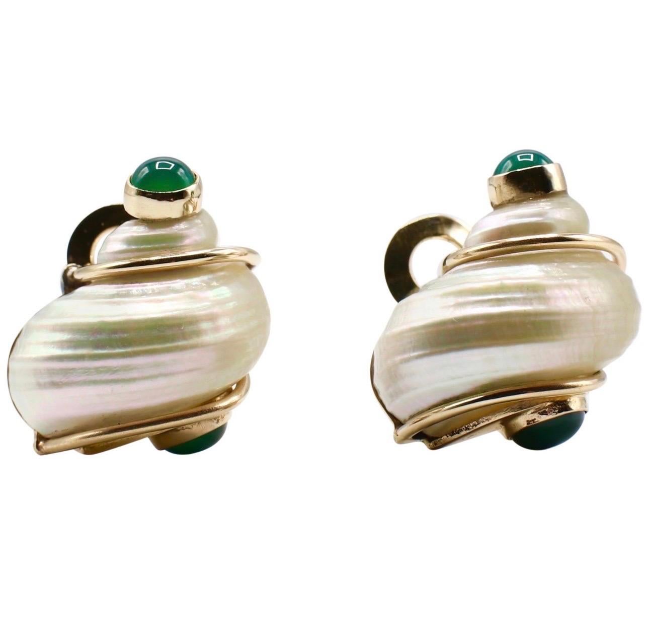 Vintage Seaman Schepps Turbo Shell Emerald Sapphire Gold Earring Mother of Pearl 3