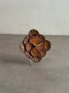 Vintage Seashell clock