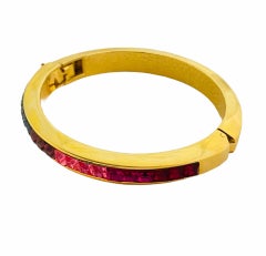 Vintage seashell drop pearl designer runway clip on earrings