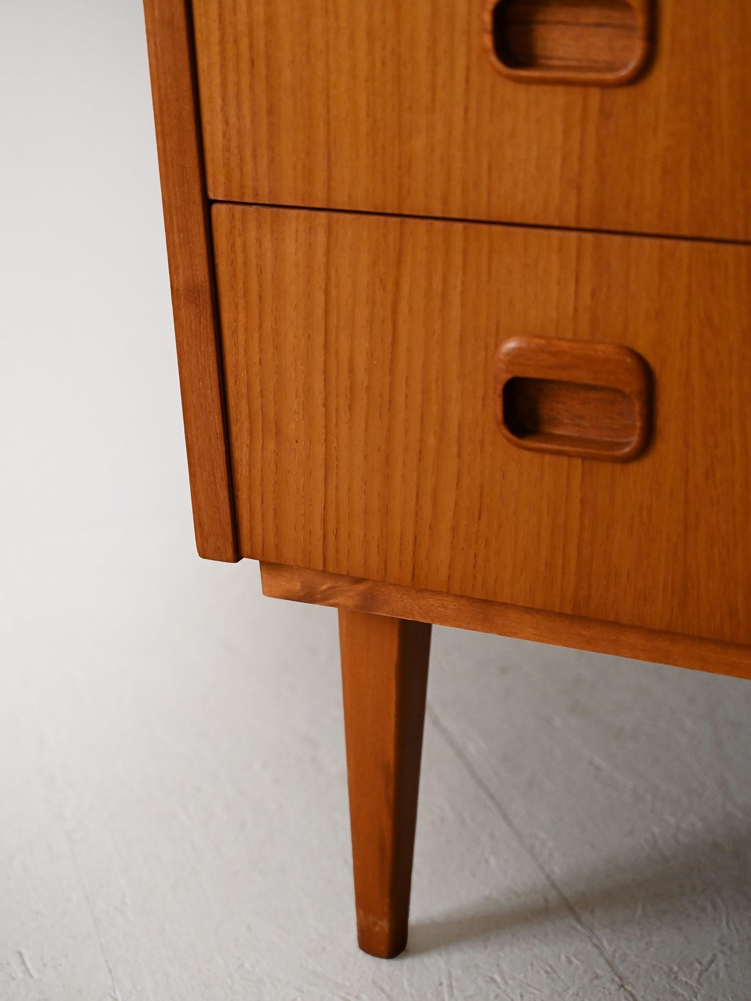 Vintage secretaire with pull-out desk 3