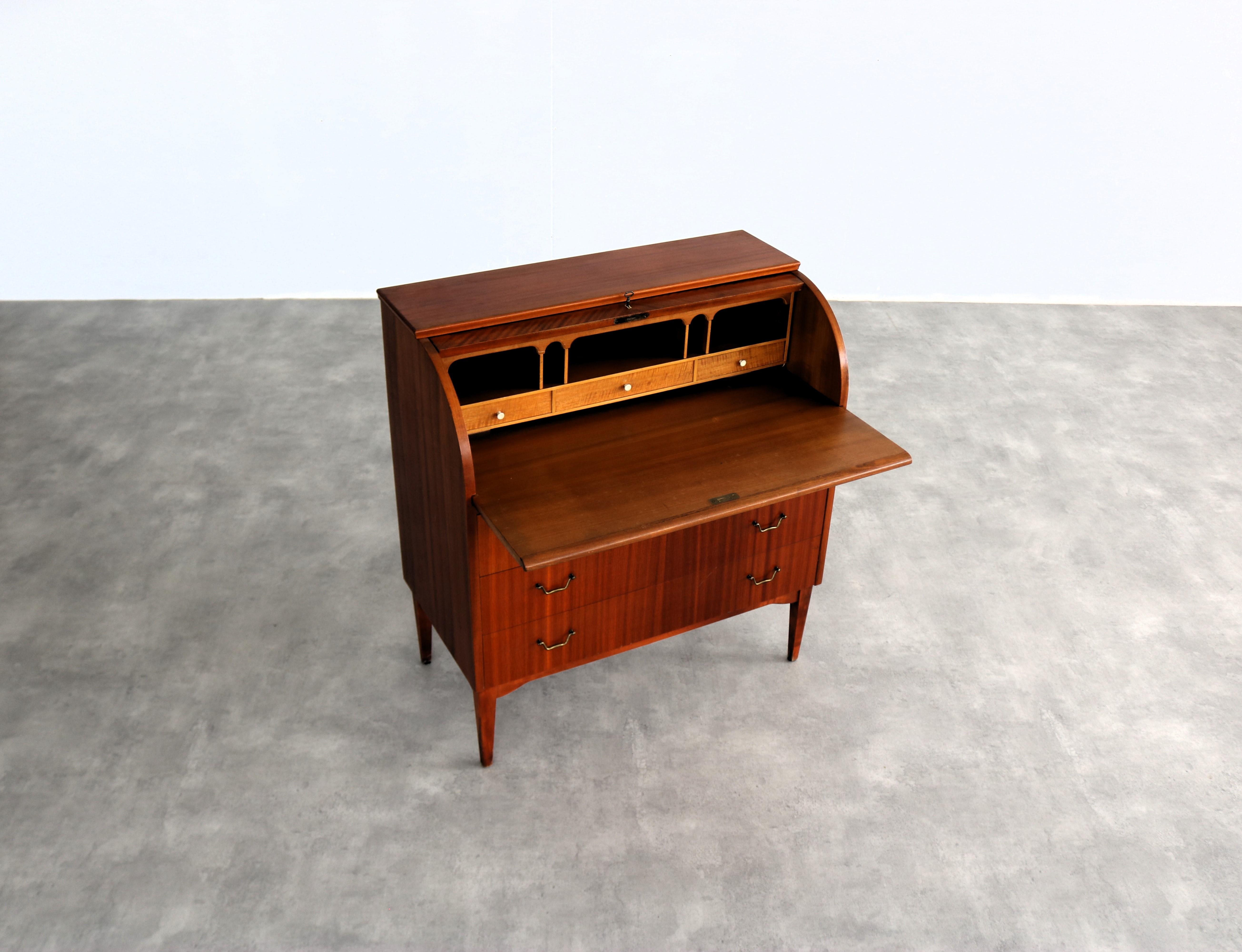 alte Sekretärin  Schreibtisch  60s  Ostergaard 1