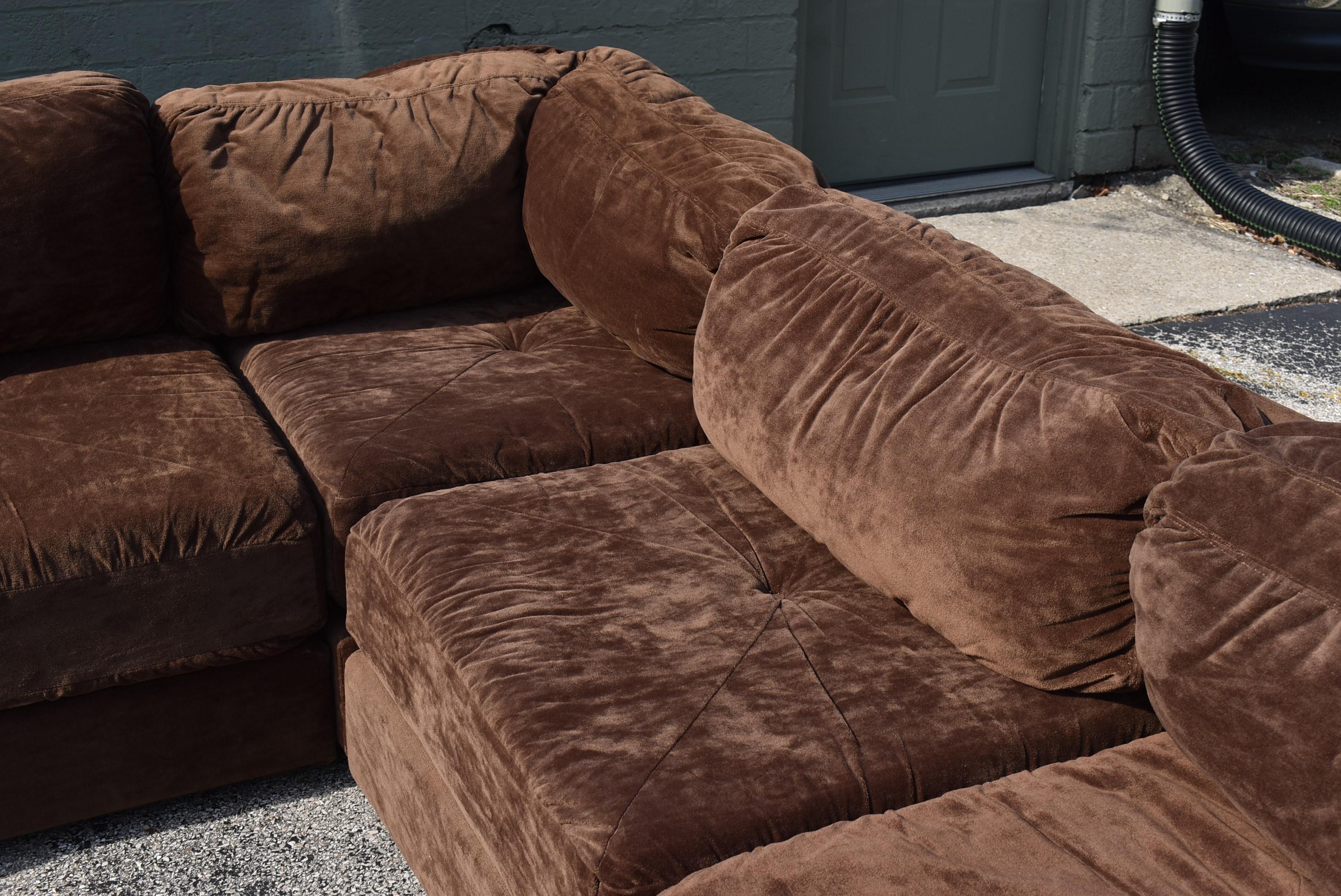 Moderne Canapé sectionnel vintage Pit Sofa by Kroehler Chocolate Brown Suede Like Fabric
