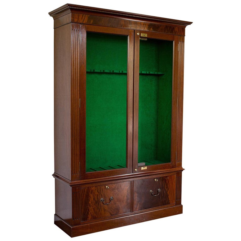 Vintage Secure Display English, Mahogany, Gun Rack, Asprey of