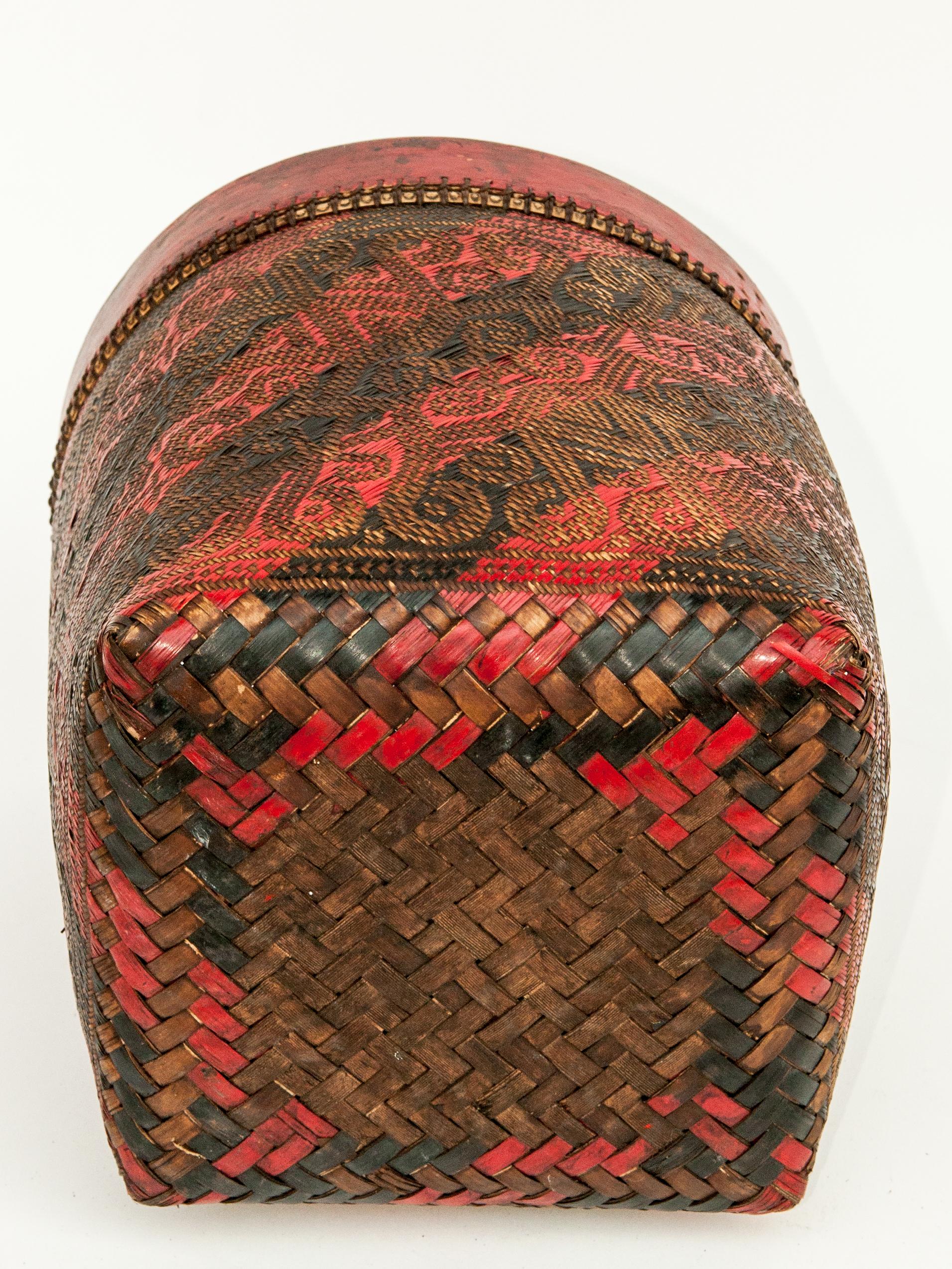 Vintage Seed Basket, with Woven Design, Iban of Borneo, Mid-Late 20th Century 3
