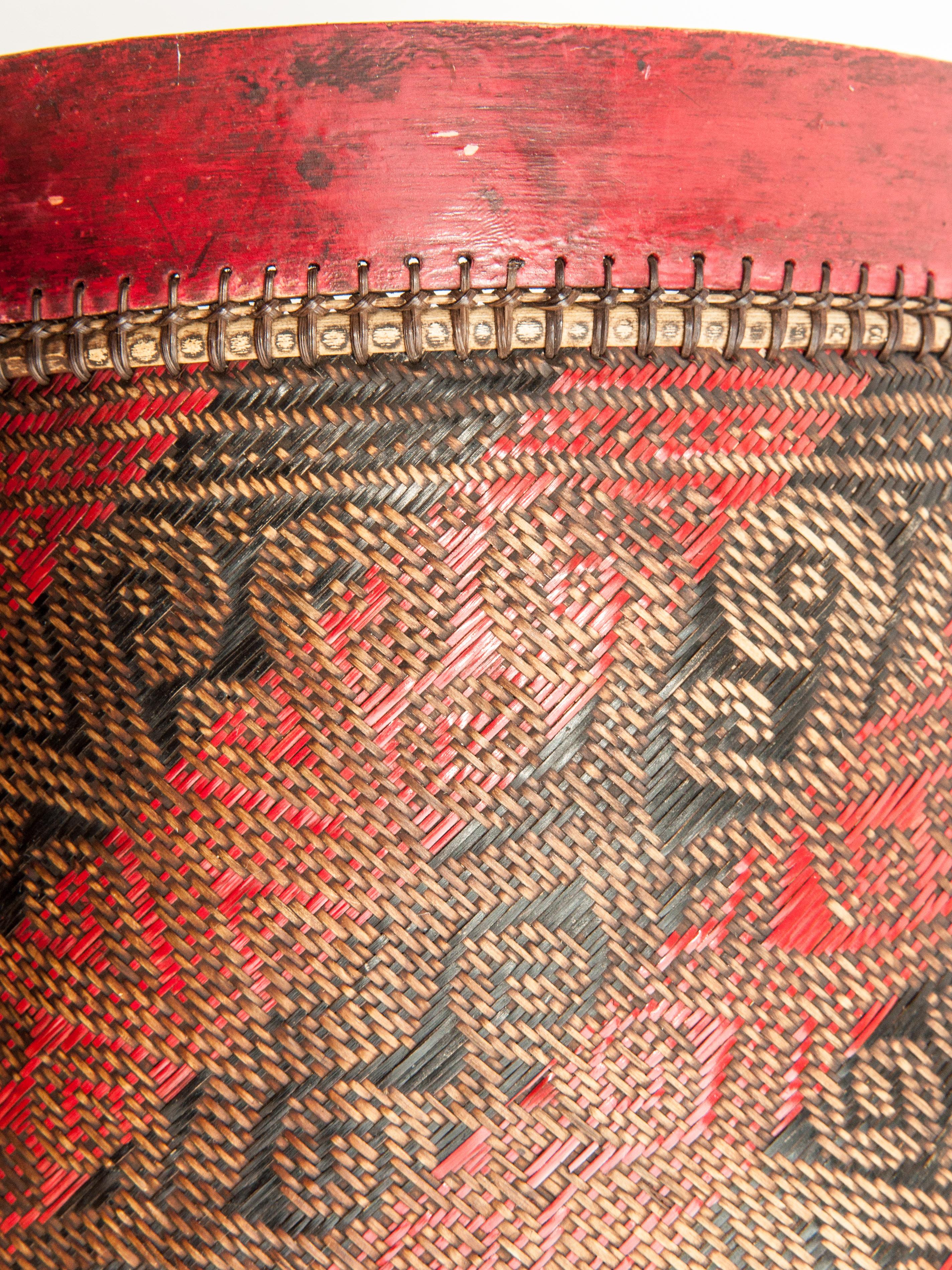 Vintage Seed Basket, with Woven Design, Iban of Borneo, Mid-Late 20th Century 1