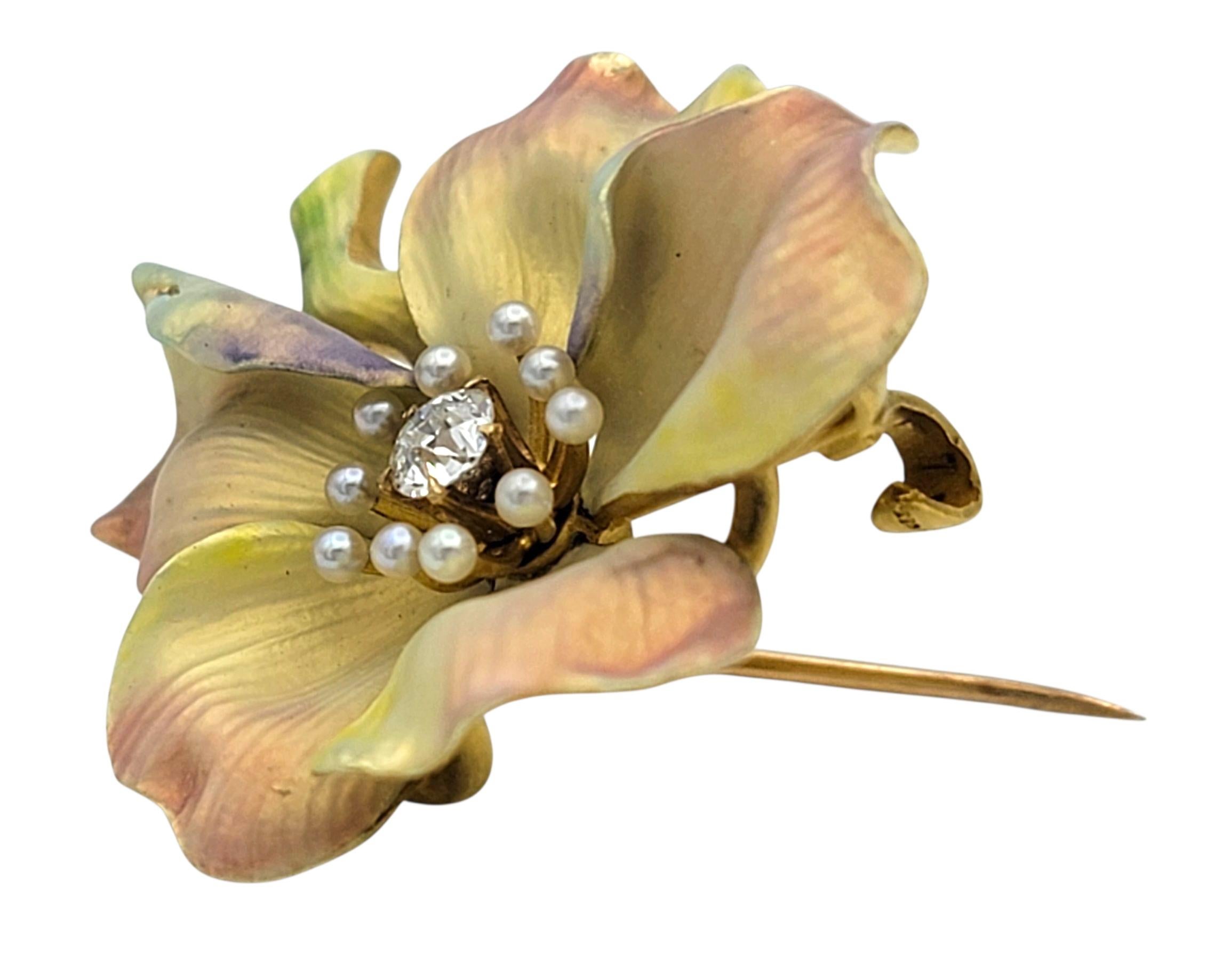Vintage Seed Pearl and Diamond Enameled Flower Brooch in 14 Karat Yellow Gold In Good Condition For Sale In Scottsdale, AZ
