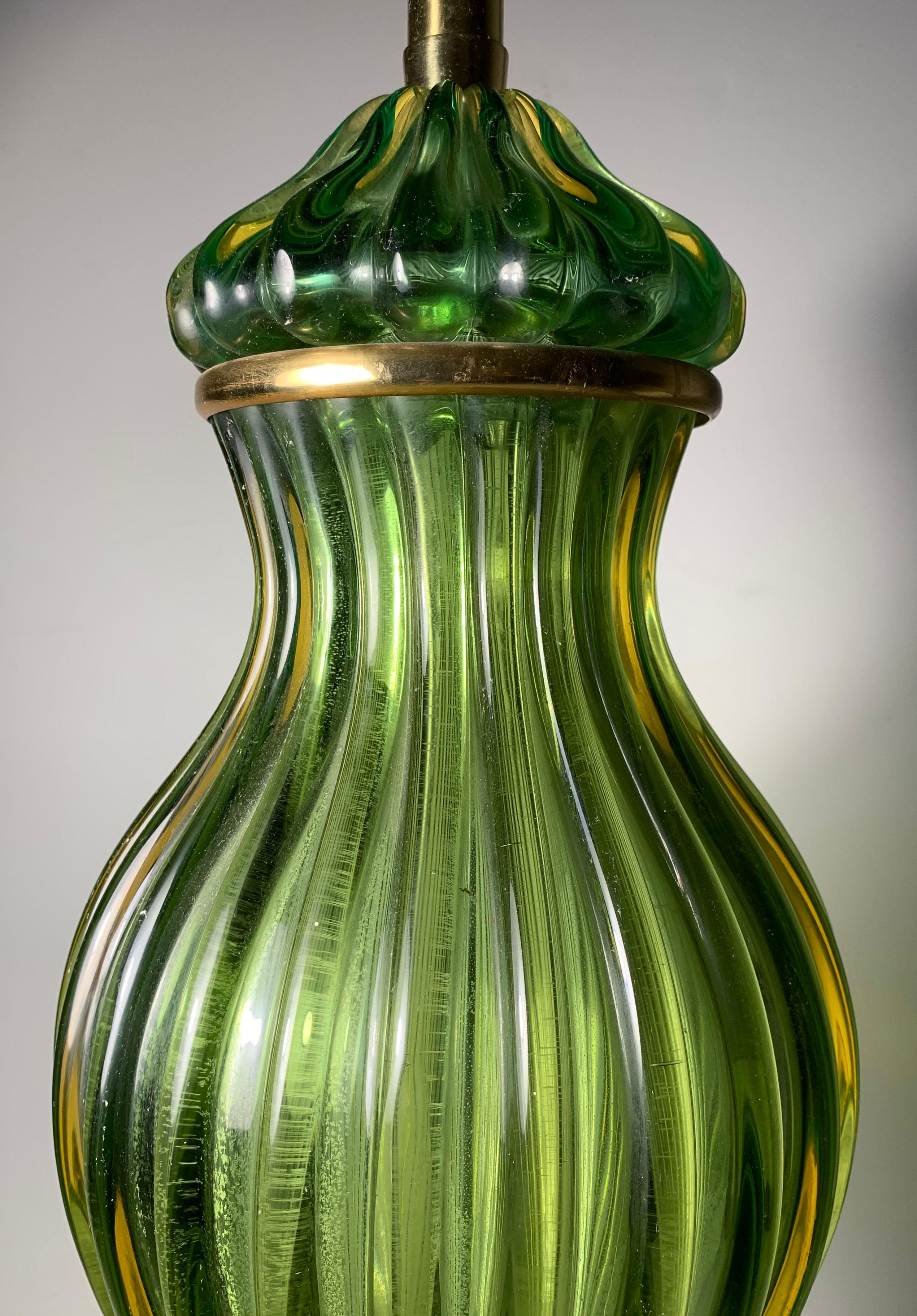 20ième siècle Lampe en verre Seguso vintage pour Marbro Lamp Company en vente