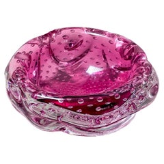 Vintage Seguso "Sommerso" Murano Bowl in Bright Pink Glass with Included Bubbles