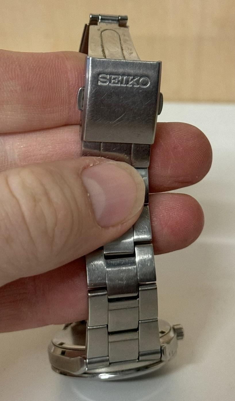 ViNTAGE SEIKO JDM SOLAR SBPX083 UNISEX WRIST WATCH UNUSED IN MANY YEARS 2