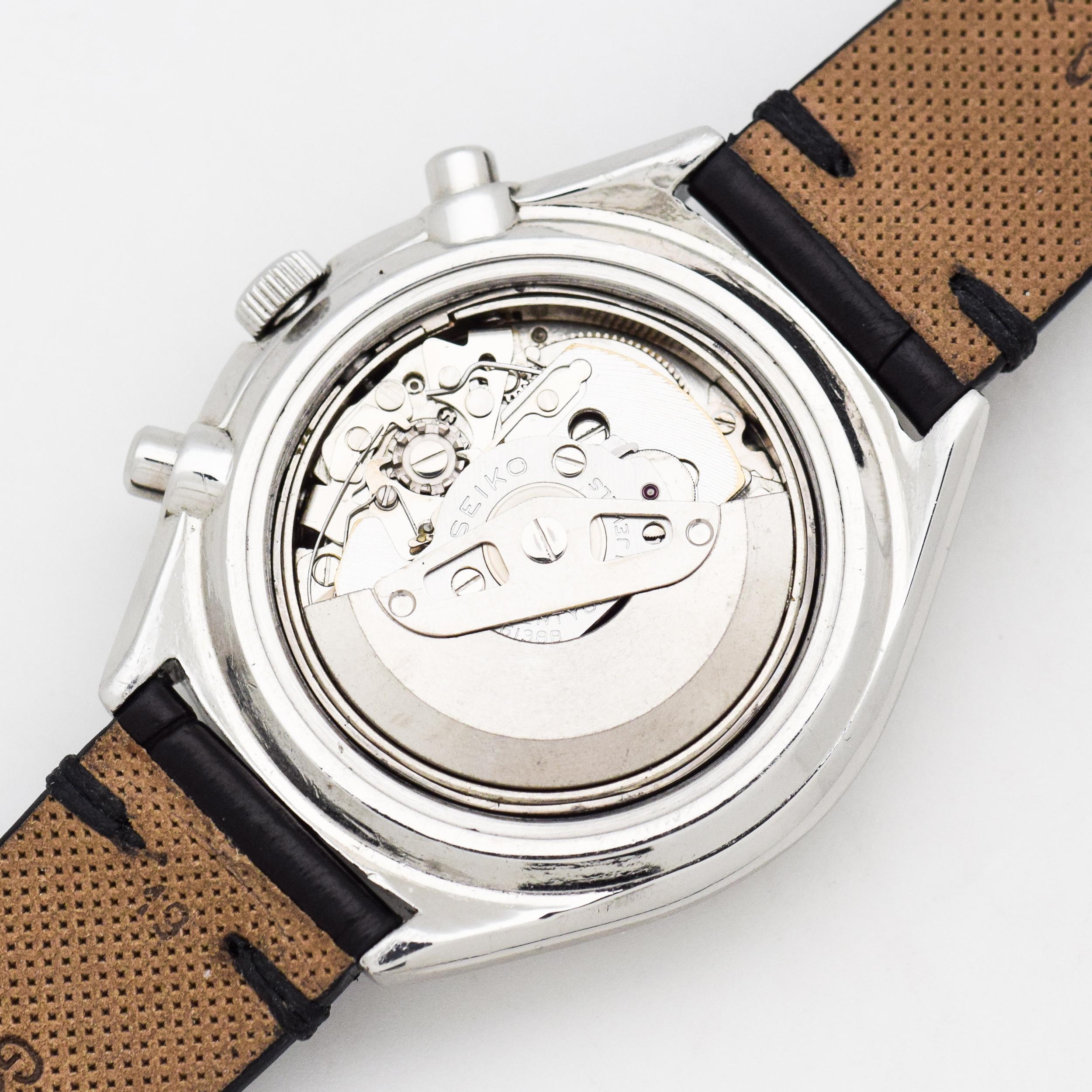 Vintage Seiko Panda Chronograph Reference 6138-8020 Watch, 1977 3