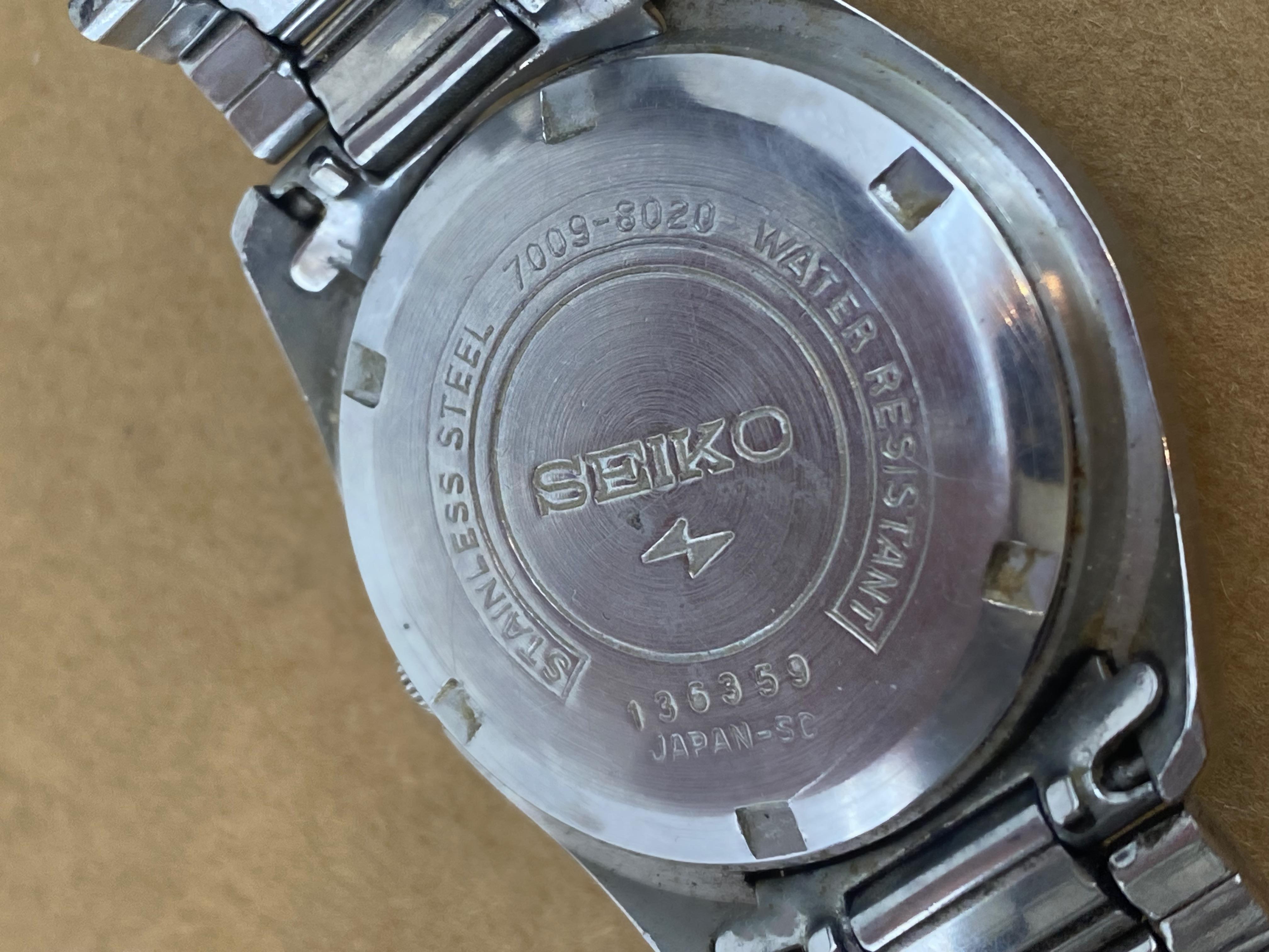 Vintage Seiko ref 7009-8020 Day-Date Automatic, 19 jewels, 38mm 70's Mens' Watch In Excellent Condition In MELBOURNE, AU