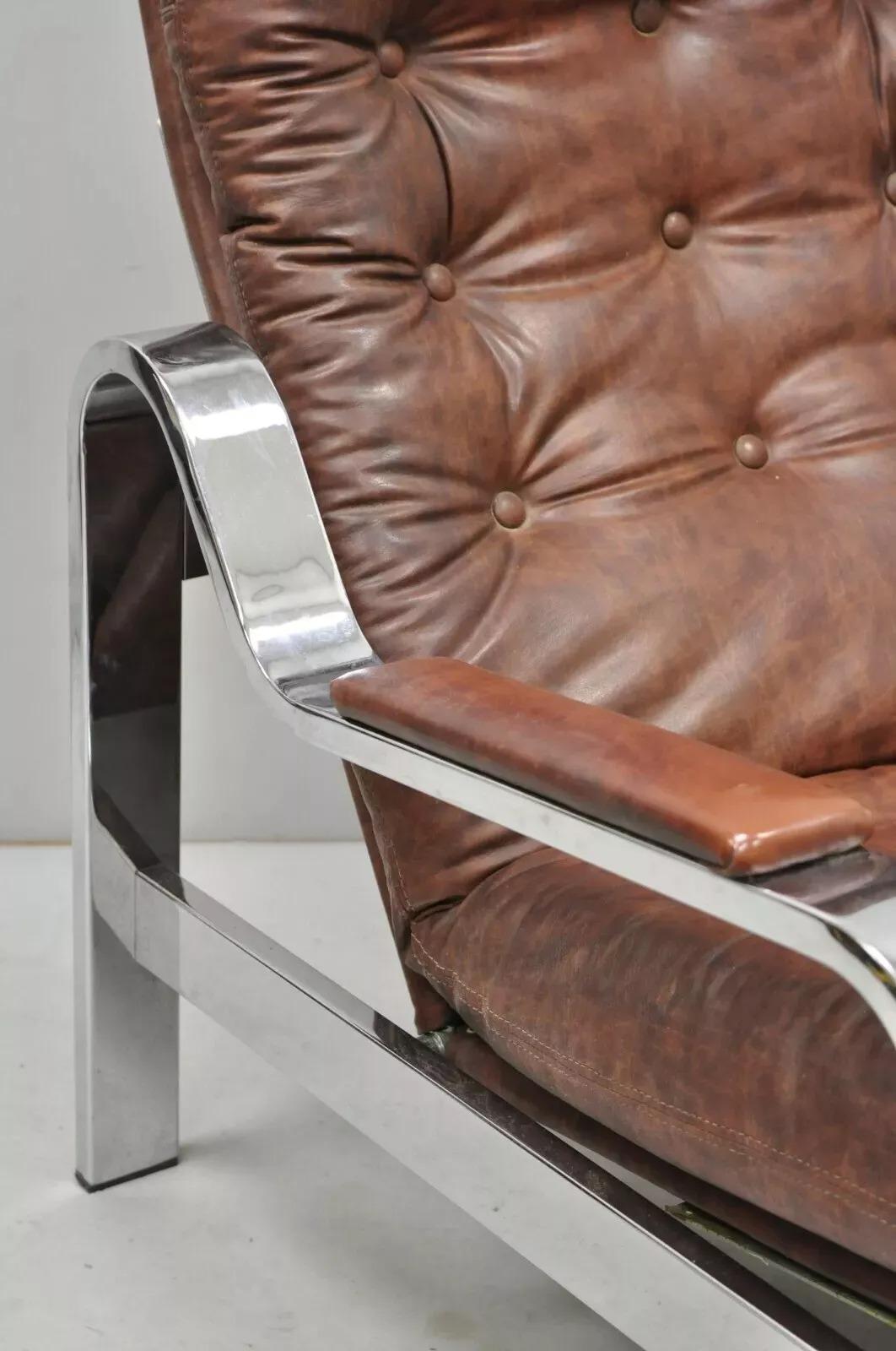 Vintage Selig Mid Century Italian Modern Chrome Reclining Recliner Lounge Chair In Good Condition For Sale In Philadelphia, PA