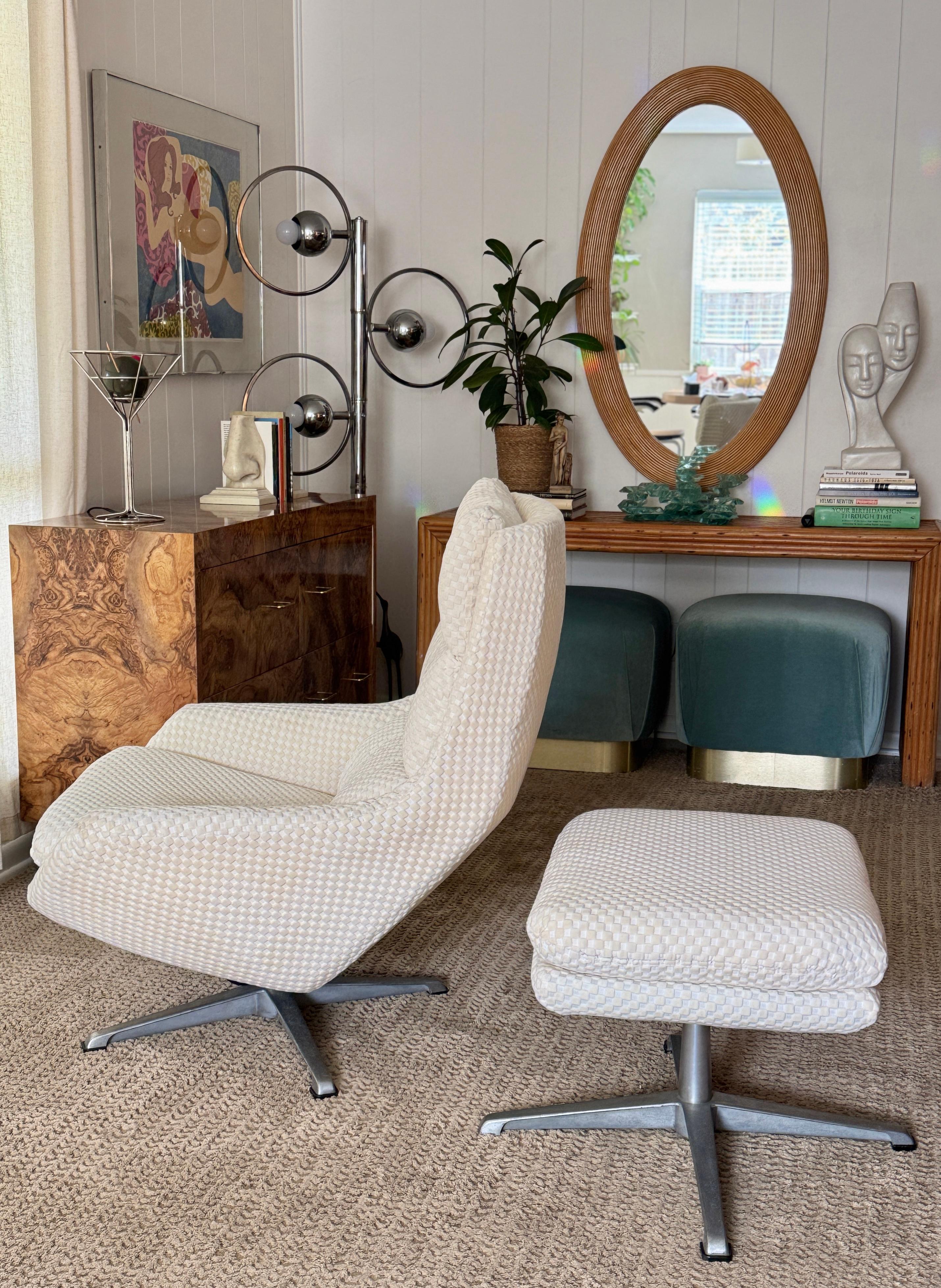 Vintage Selig Swedish modern swivel recliner lounge chair with ottoman 7