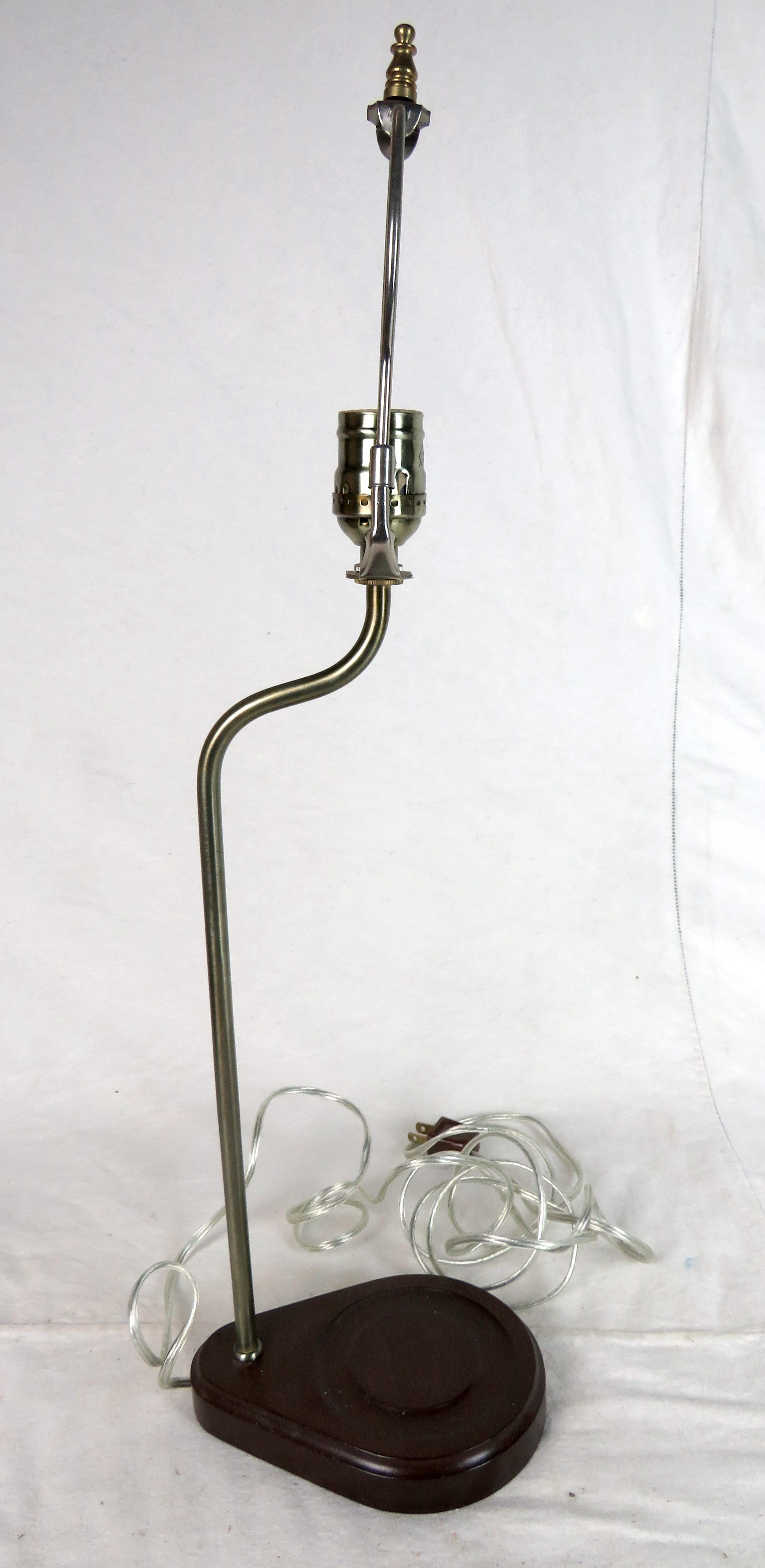 Vintage-Flaschenlampe mit Vintage-Muster im Angebot 1