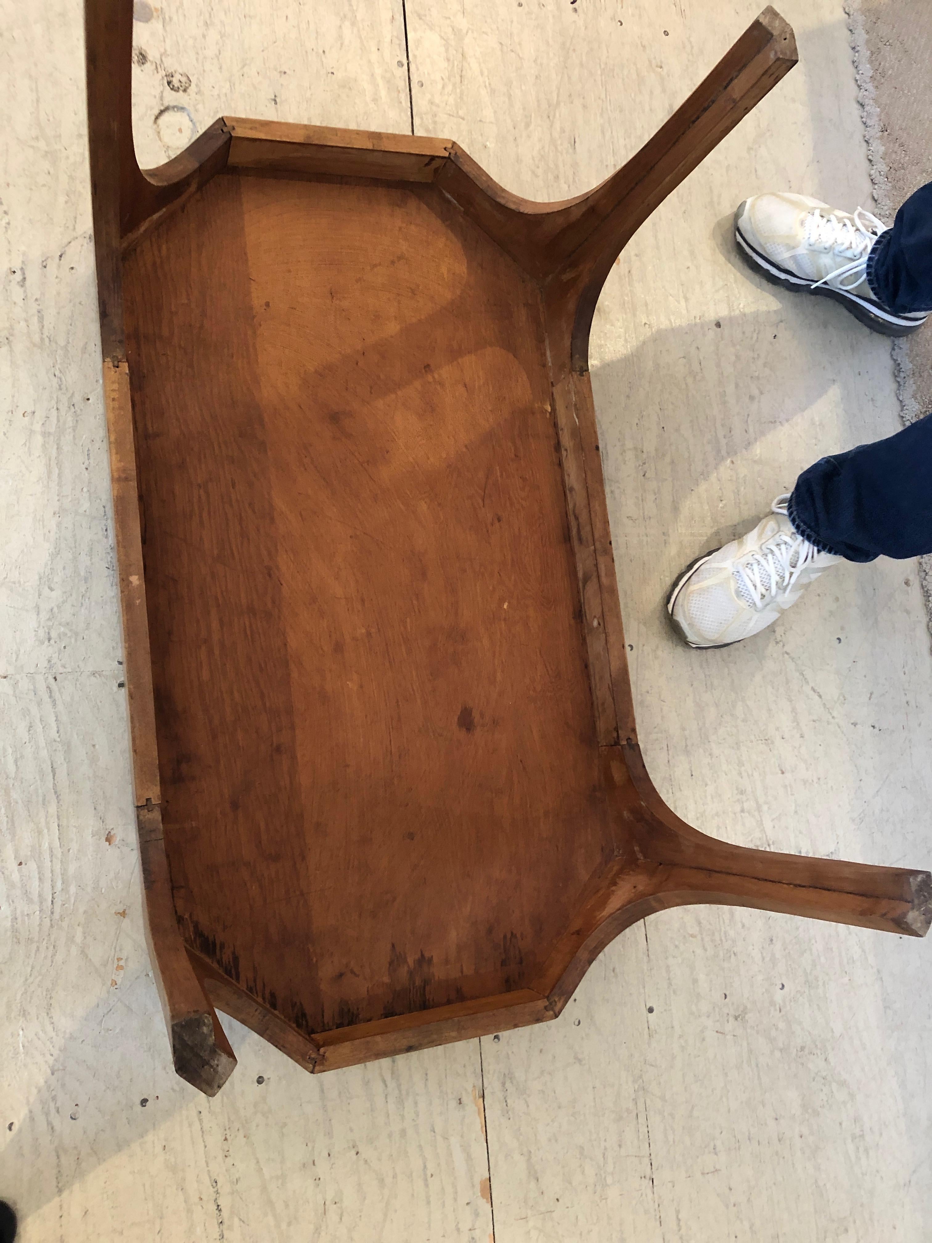 Vintage Sensational Starburst Mixed Wood Inlaid Coffee Table In Excellent Condition In Hopewell, NJ