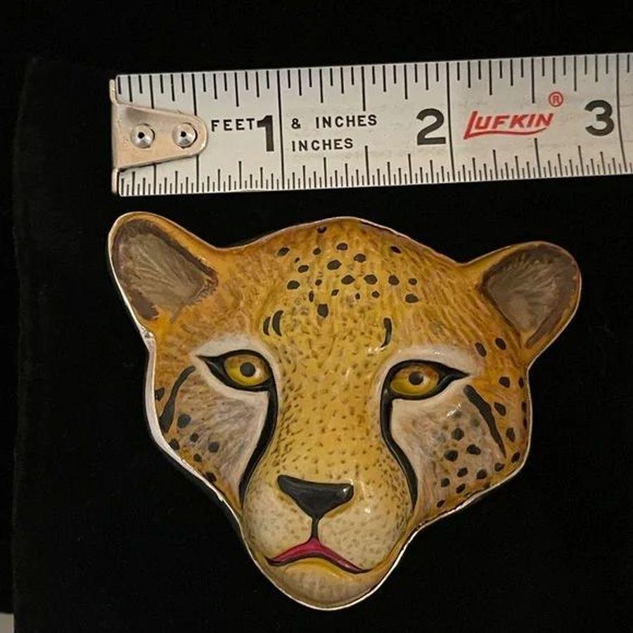 Vintage Sergio Bustamante Designer Signed Cheetah Pendant Brooch Pin In Excellent Condition For Sale In Montreal, QC