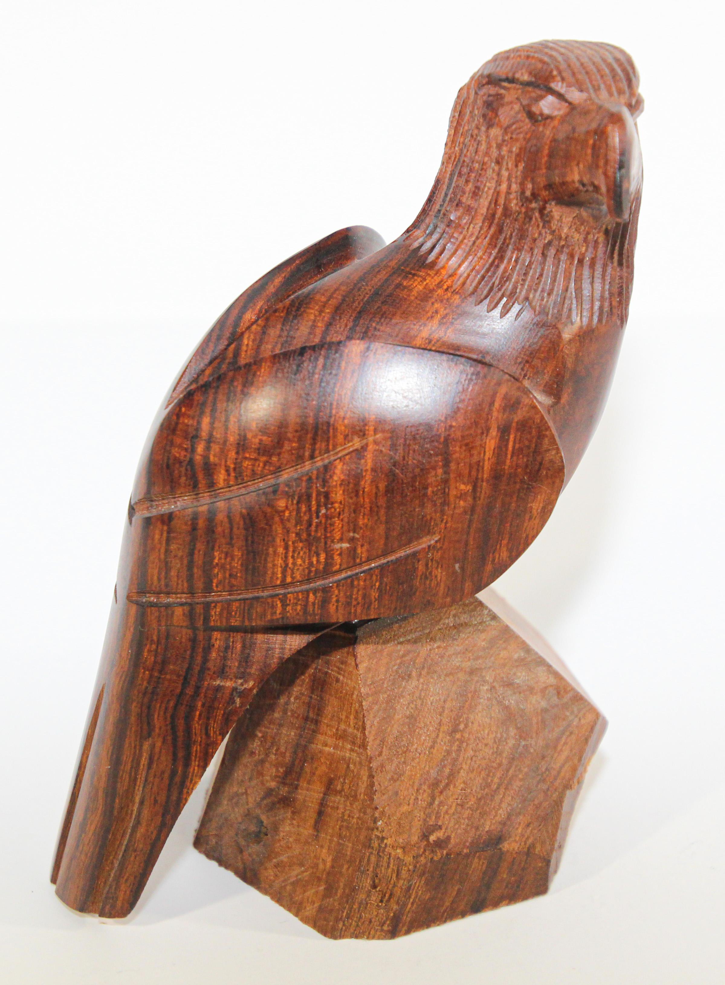 Vintage Sculpture of an American Eagle Carved in Seri Ironwood For Sale 3