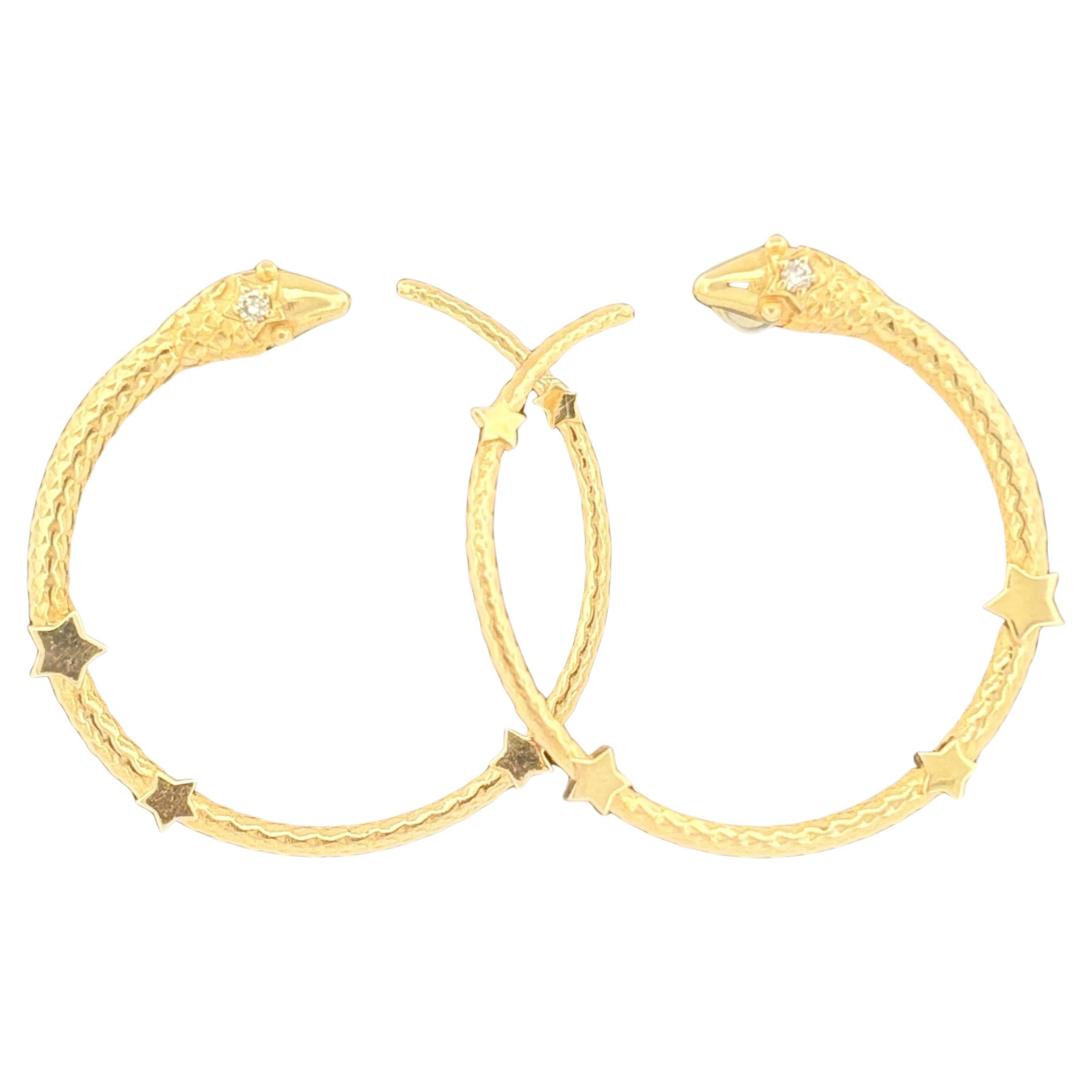 Vintage Serpant 
Sterne Hoop Ohrringe 18k Gelbgold 
Diamant, 1,5" im Angebot