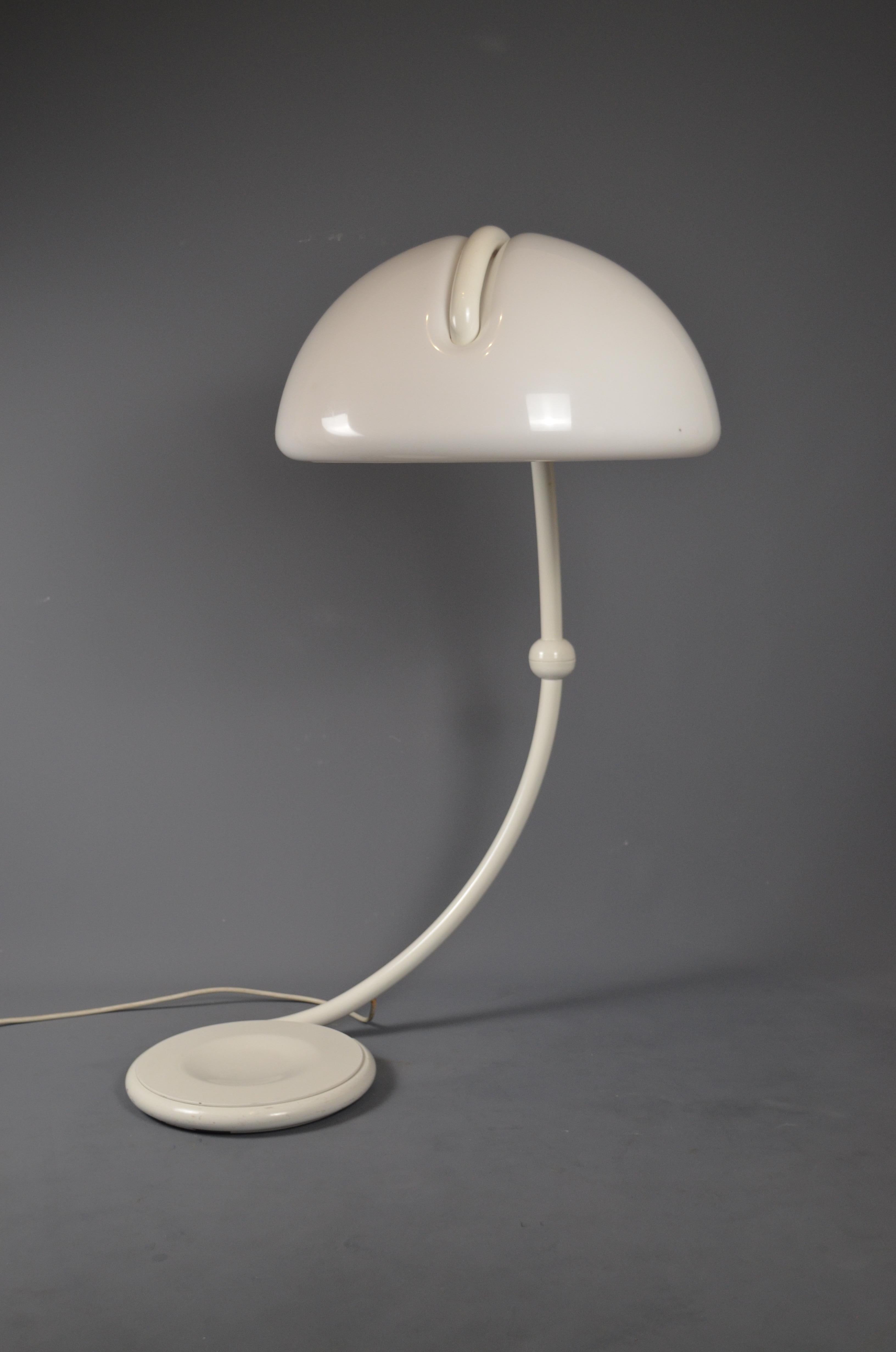 Vintage Serpente floor lamp by Martinelli For Sale 7