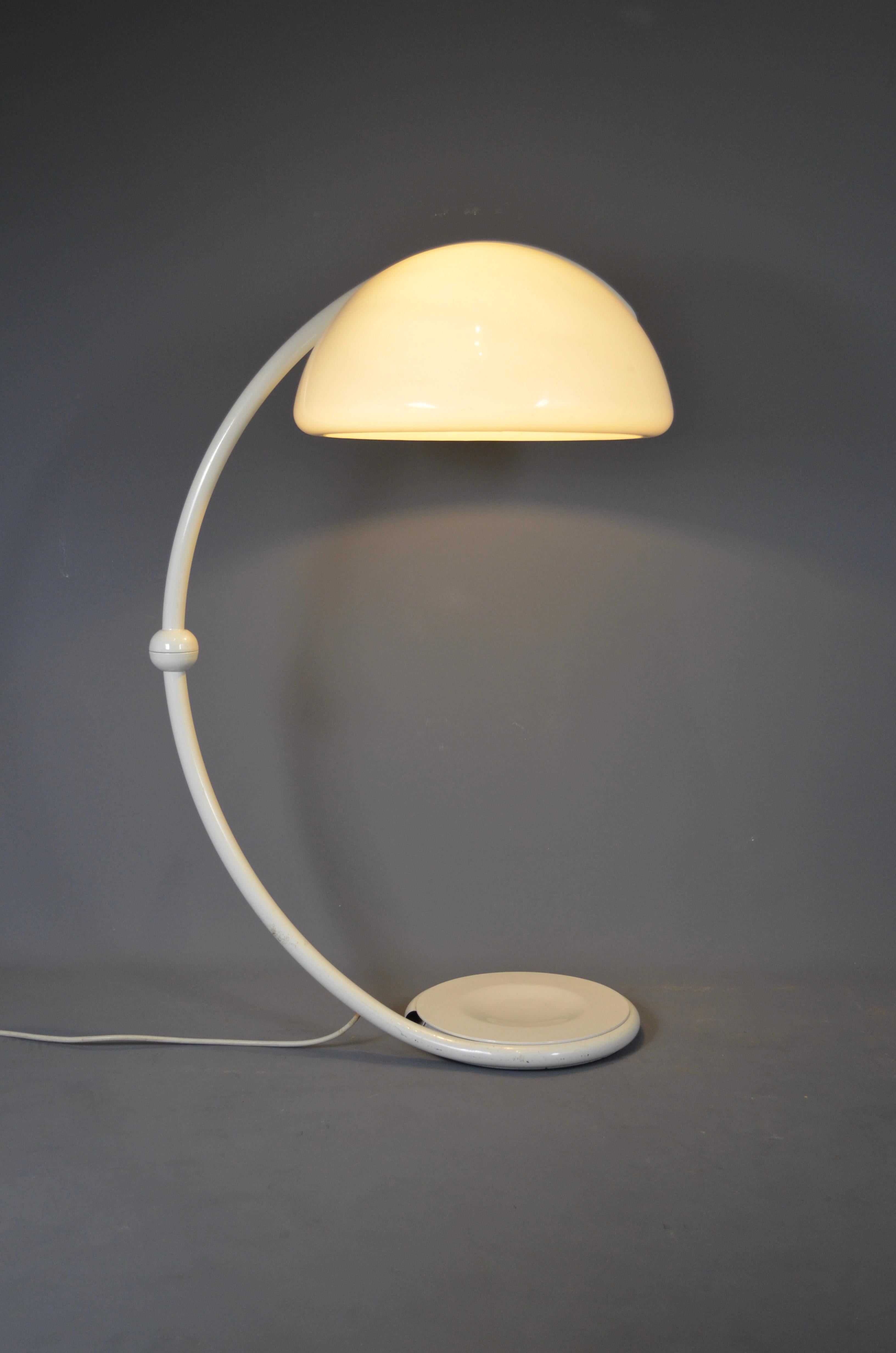 Mid-Century Modern Vintage Serpente floor lamp by Martinelli For Sale