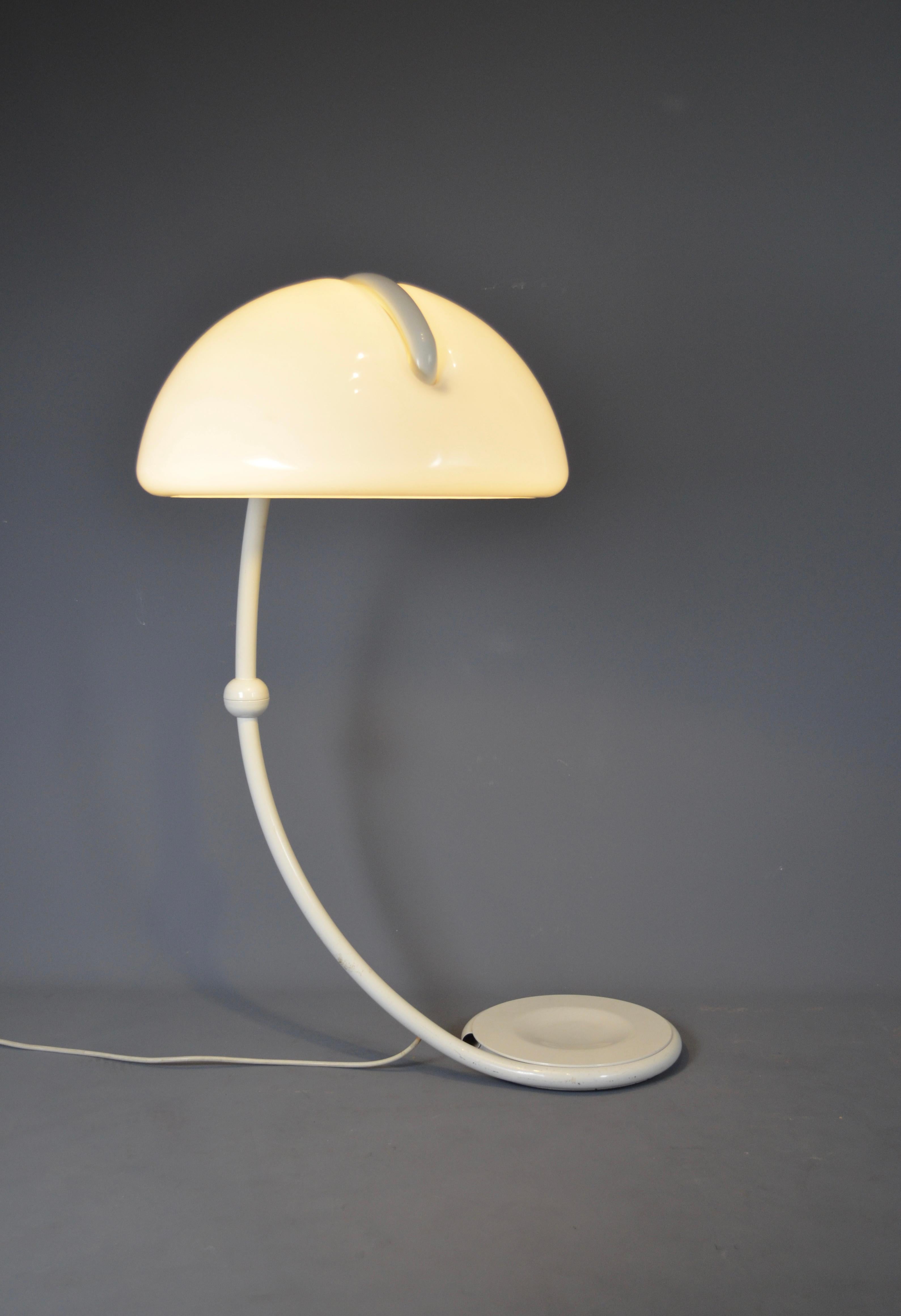 Italian Vintage Serpente floor lamp by Martinelli For Sale