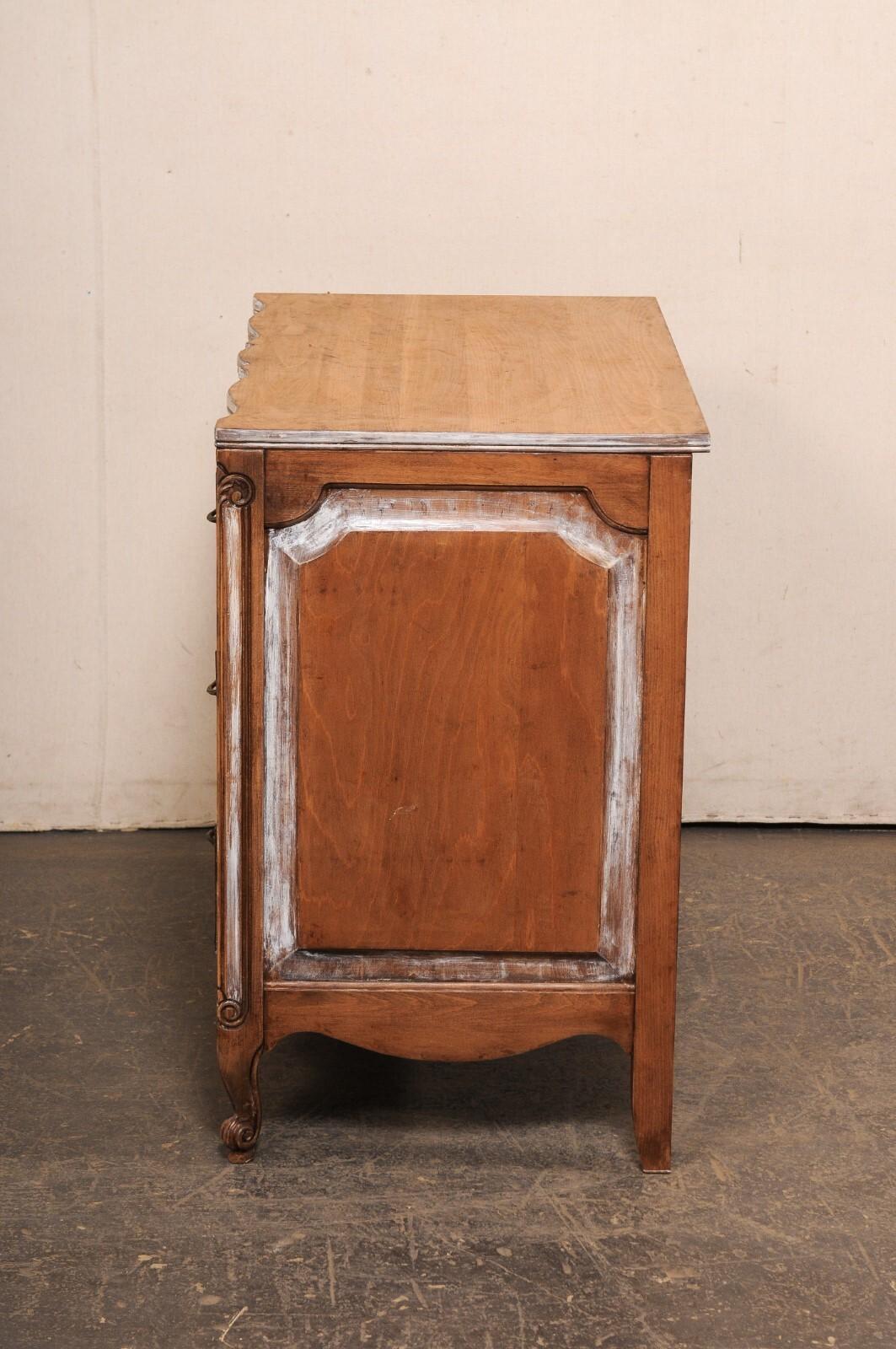 Vintage Serpentine Commode w/Rococo Pulls For Sale 4