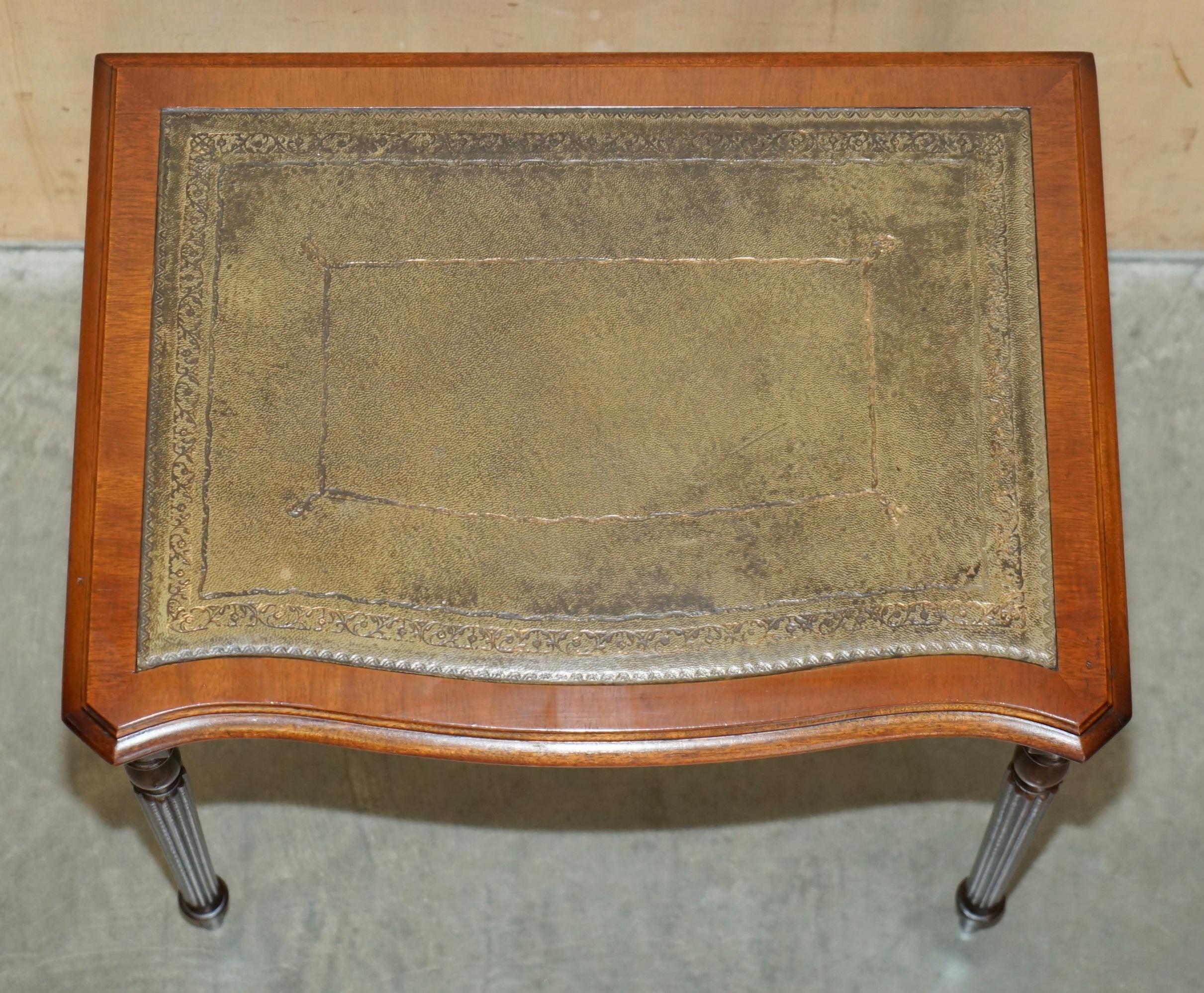 ViNTAGE SERPENTINE FRONTED GREEN LEATHER & HARDWOOD NEST OF THREE TABLES For Sale 1
