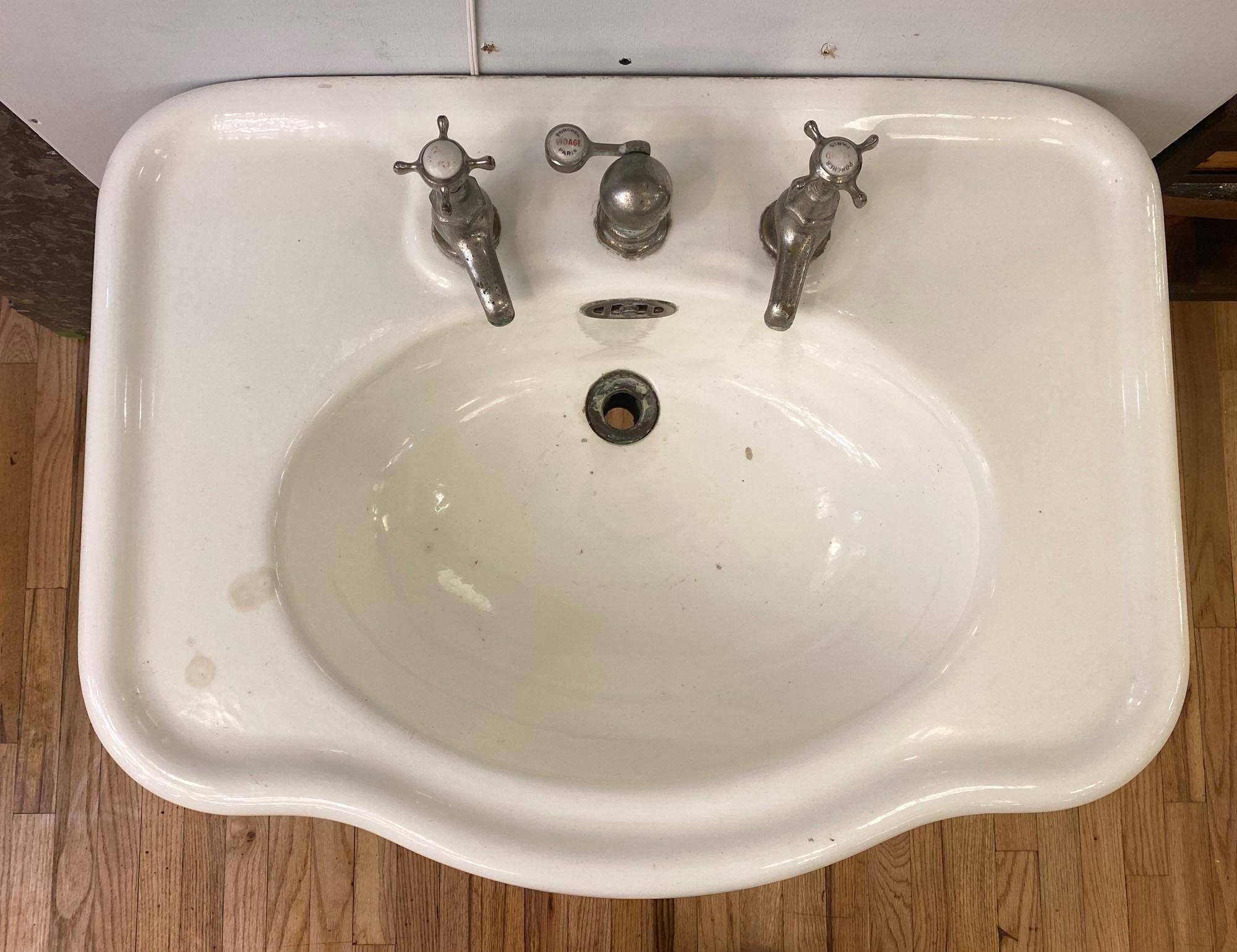 porcher pedestal sink