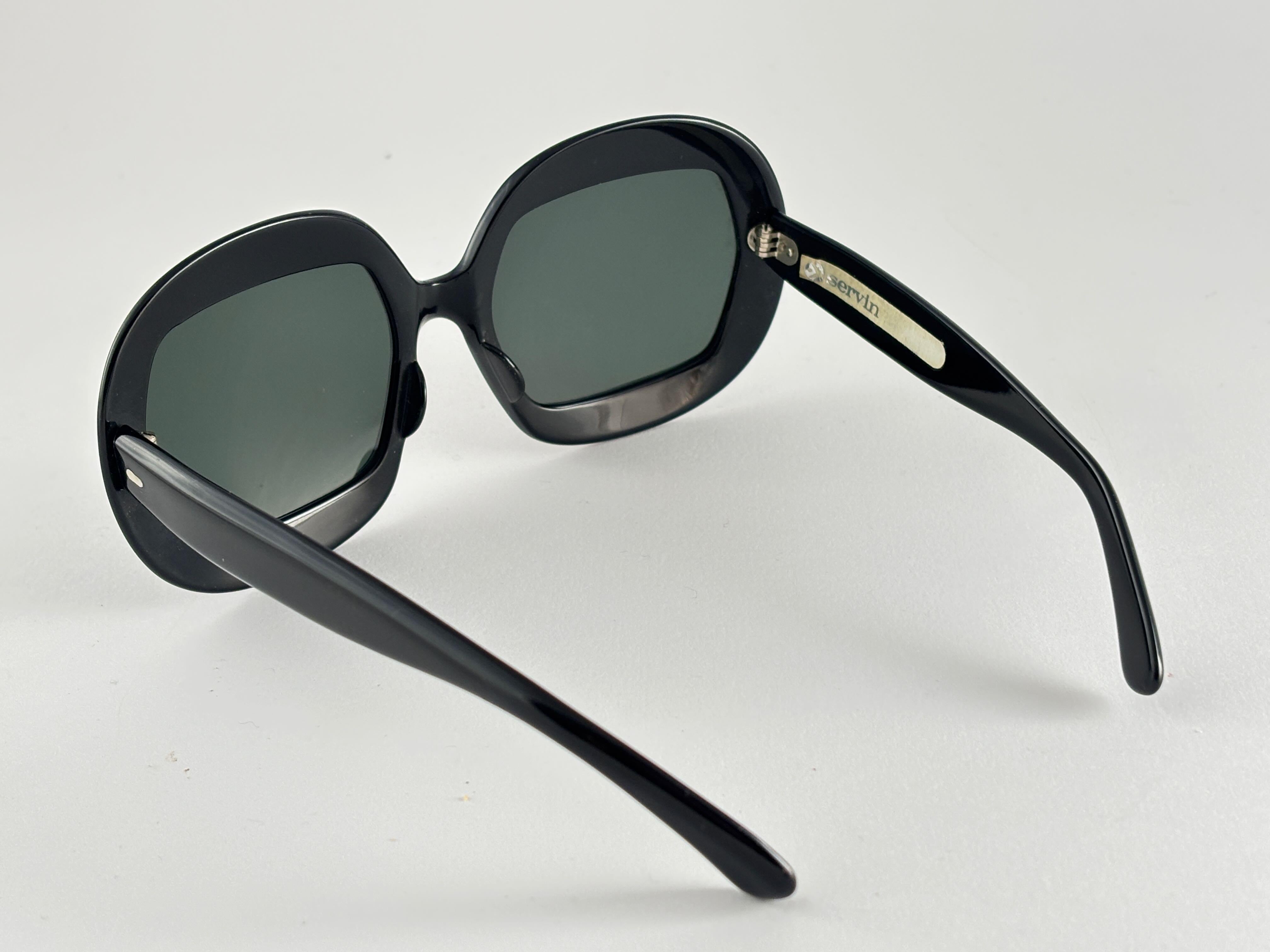Vintage Servin Schwarz gerundet 1970er Jahre Sonnenbrille Made in Spain im Angebot 3