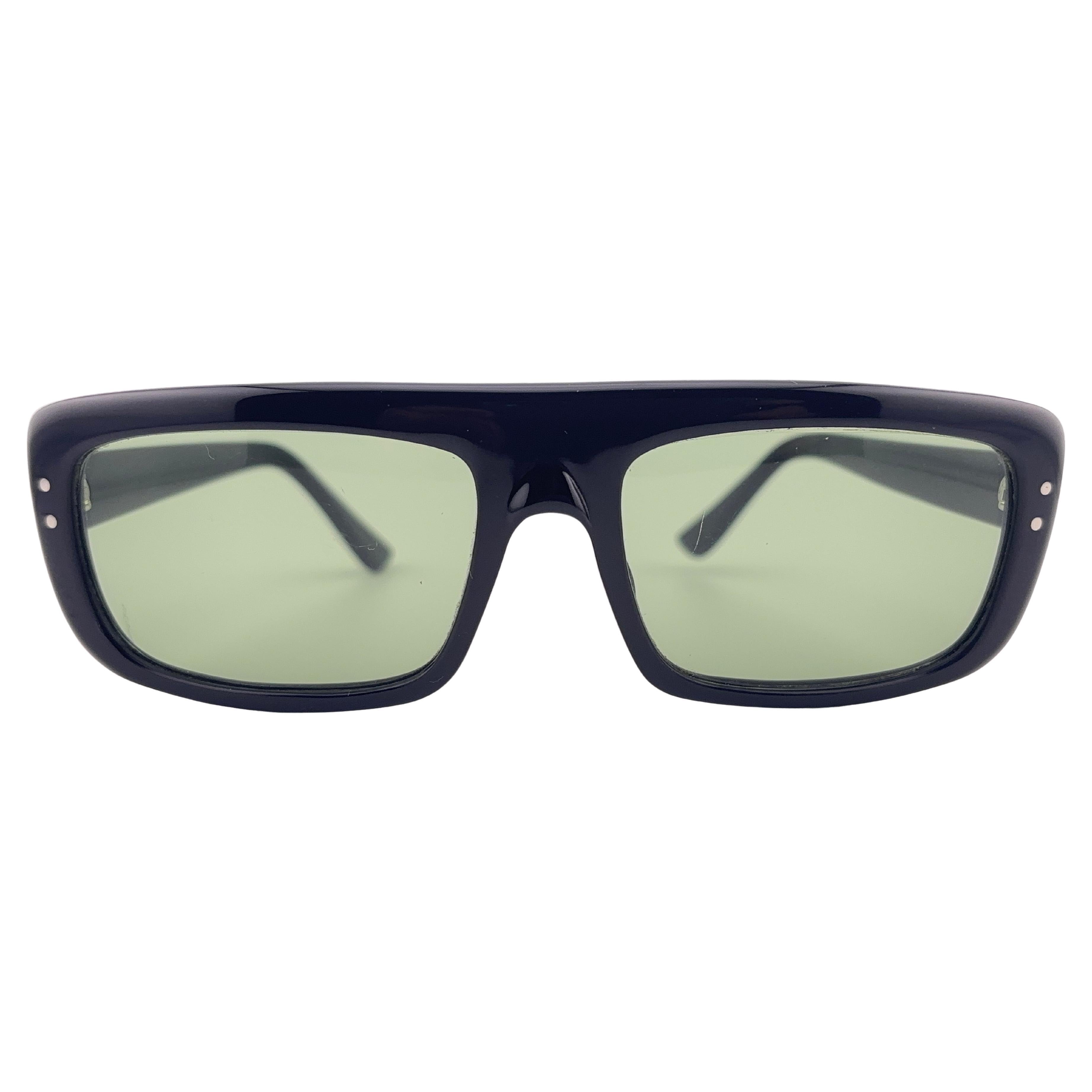 Lunettes de soleil vintage Servin noir à large monture Midcentury 1960
s