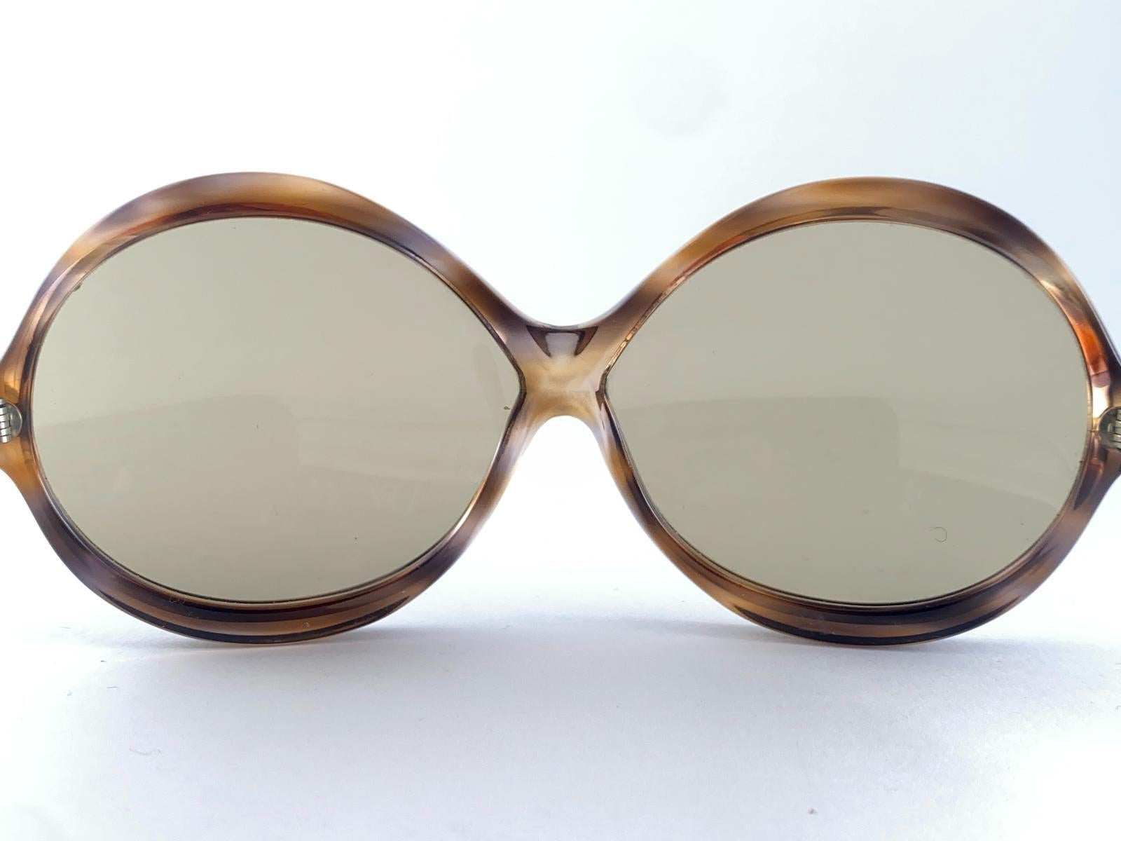 Vintage Servin Jacqueline Round Oversized 1970's Sunglasses In Excellent Condition For Sale In Baleares, Baleares